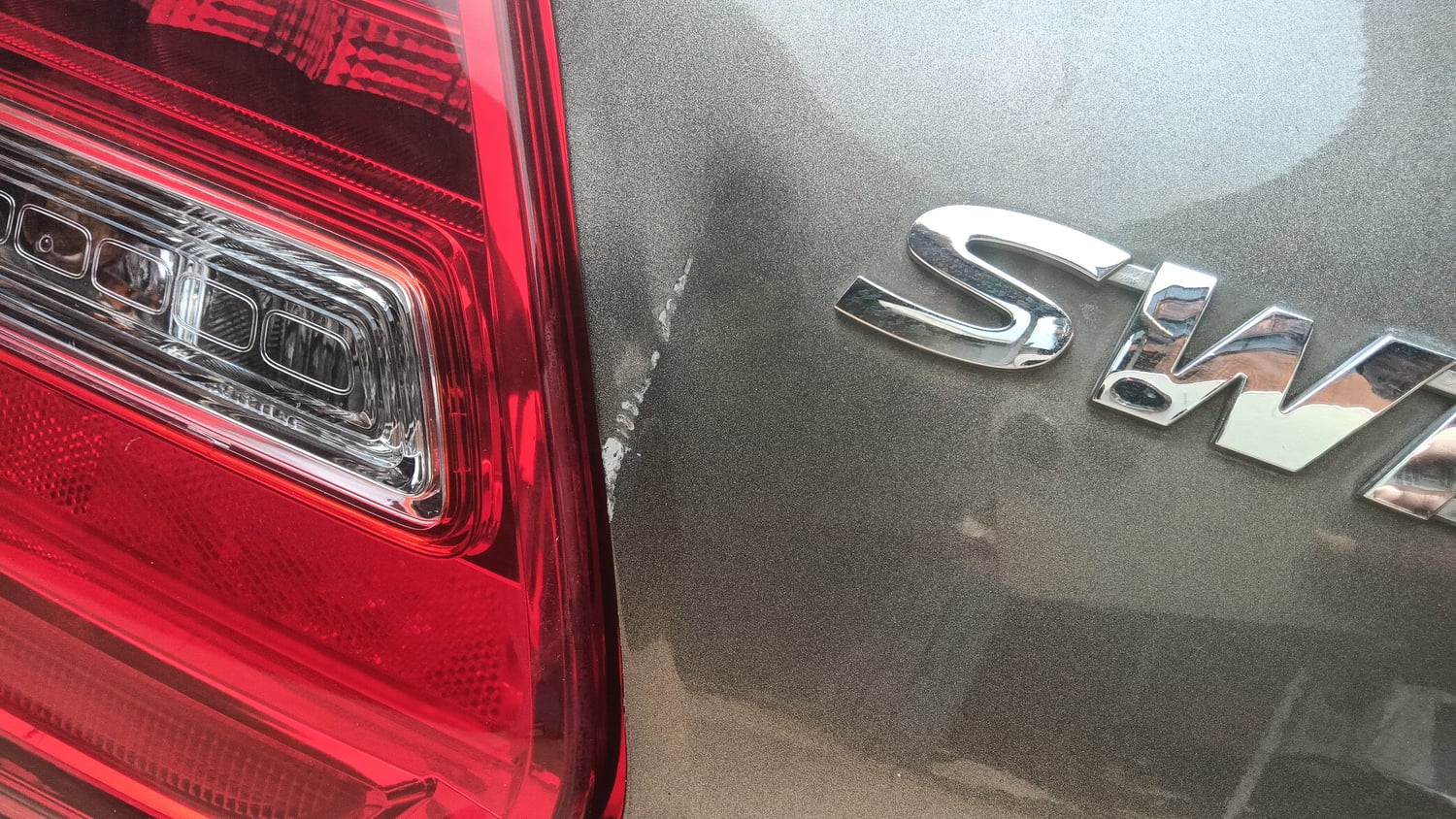 Used 2019 Maruti Suzuki Swift ZXi Petrol Manual dents MINOR DENT