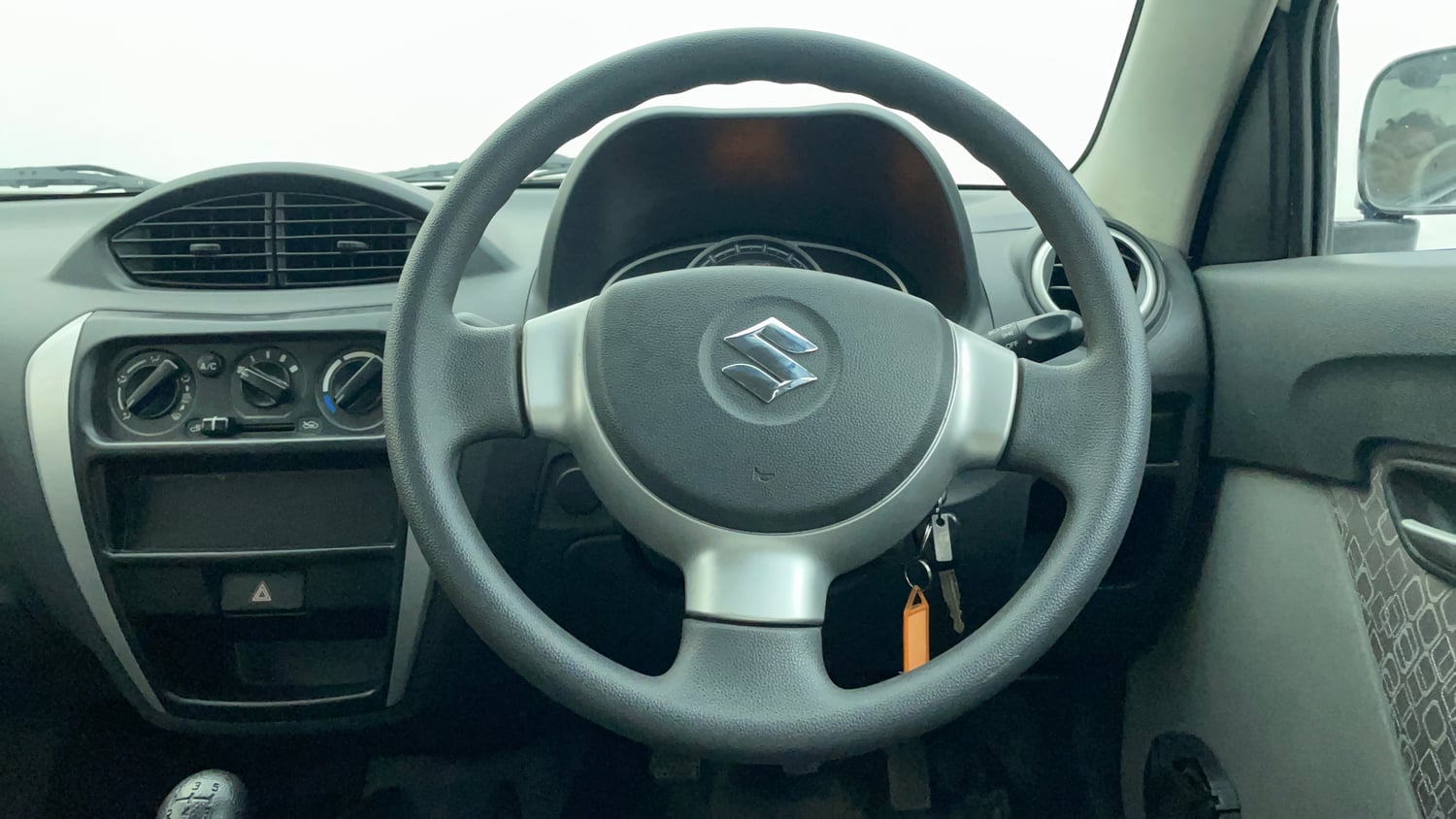 Used 2019 Maruti Suzuki Alto 800 LXi Petrol Manual interior STEERING VIEW