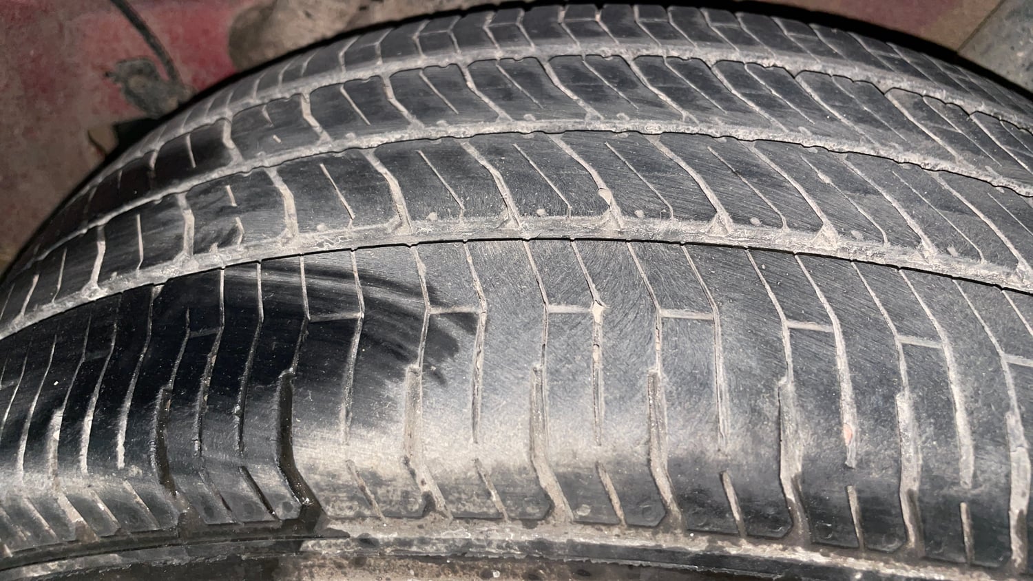 Used 2019 hyundai Venue S 1.0 AT Turbo Petrol Petrol Automatic tyres LEFT REAR TYRE TREAD VIEW
