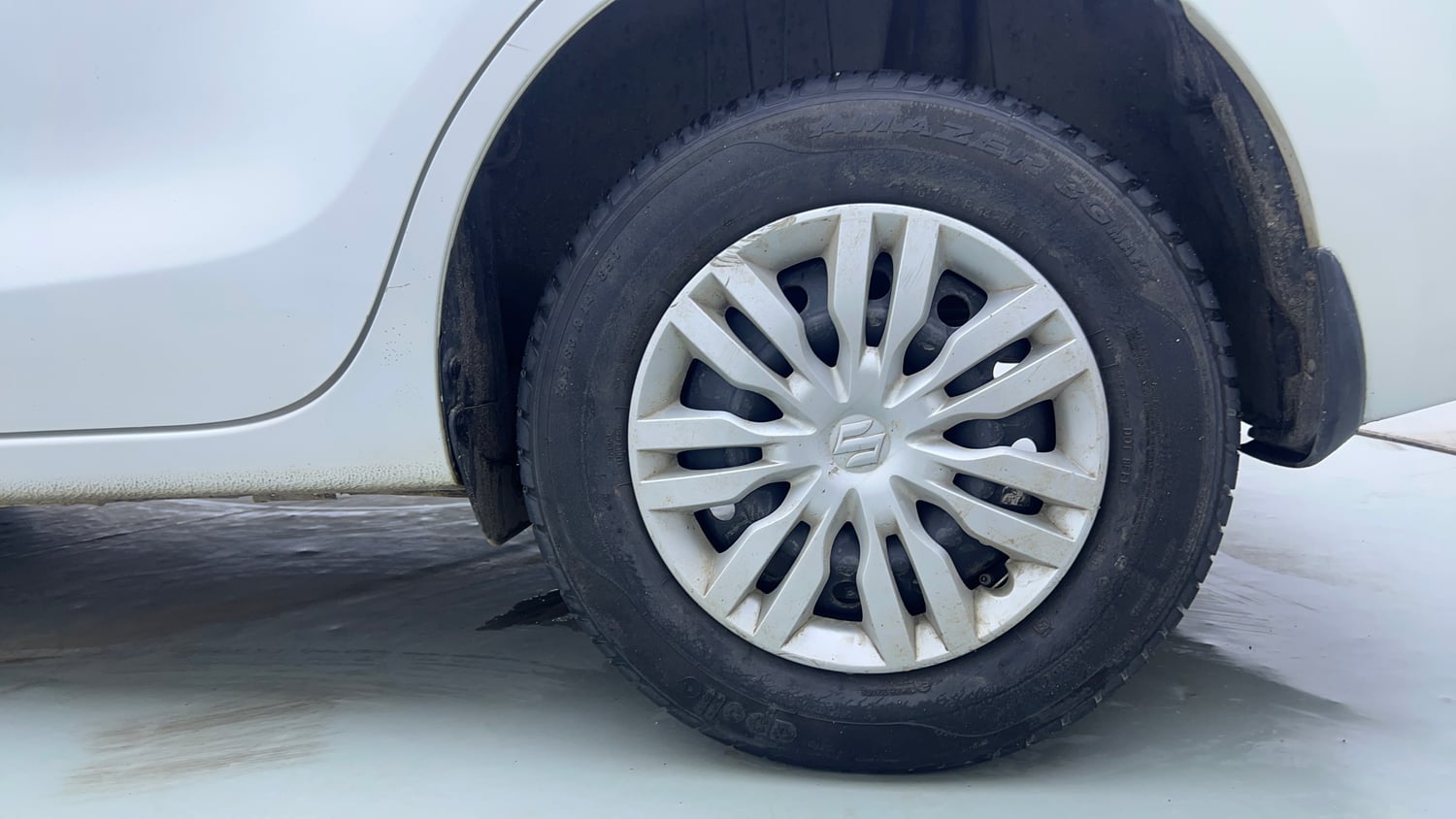 Used 2020 Maruti Suzuki Dzire VXi Petrol Manual tyres LEFT REAR TYRE RIM VIEW