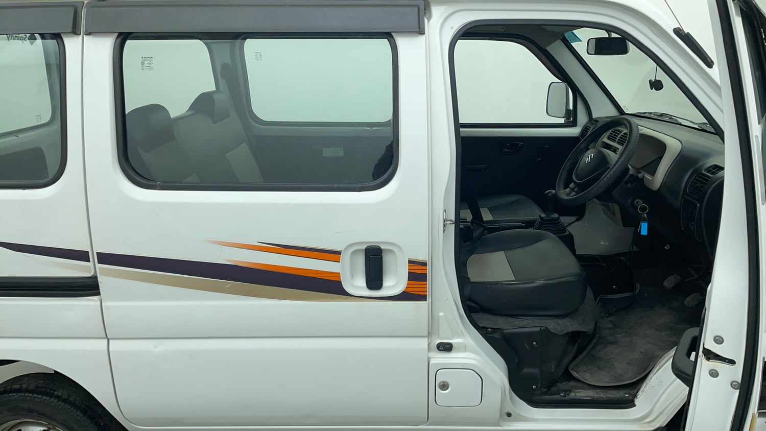 Used 2021 Maruti Suzuki Eeco 5 STR WITH A/C+HTR Petrol Manual interior RIGHT SIDE FRONT DOOR CABIN VIEW