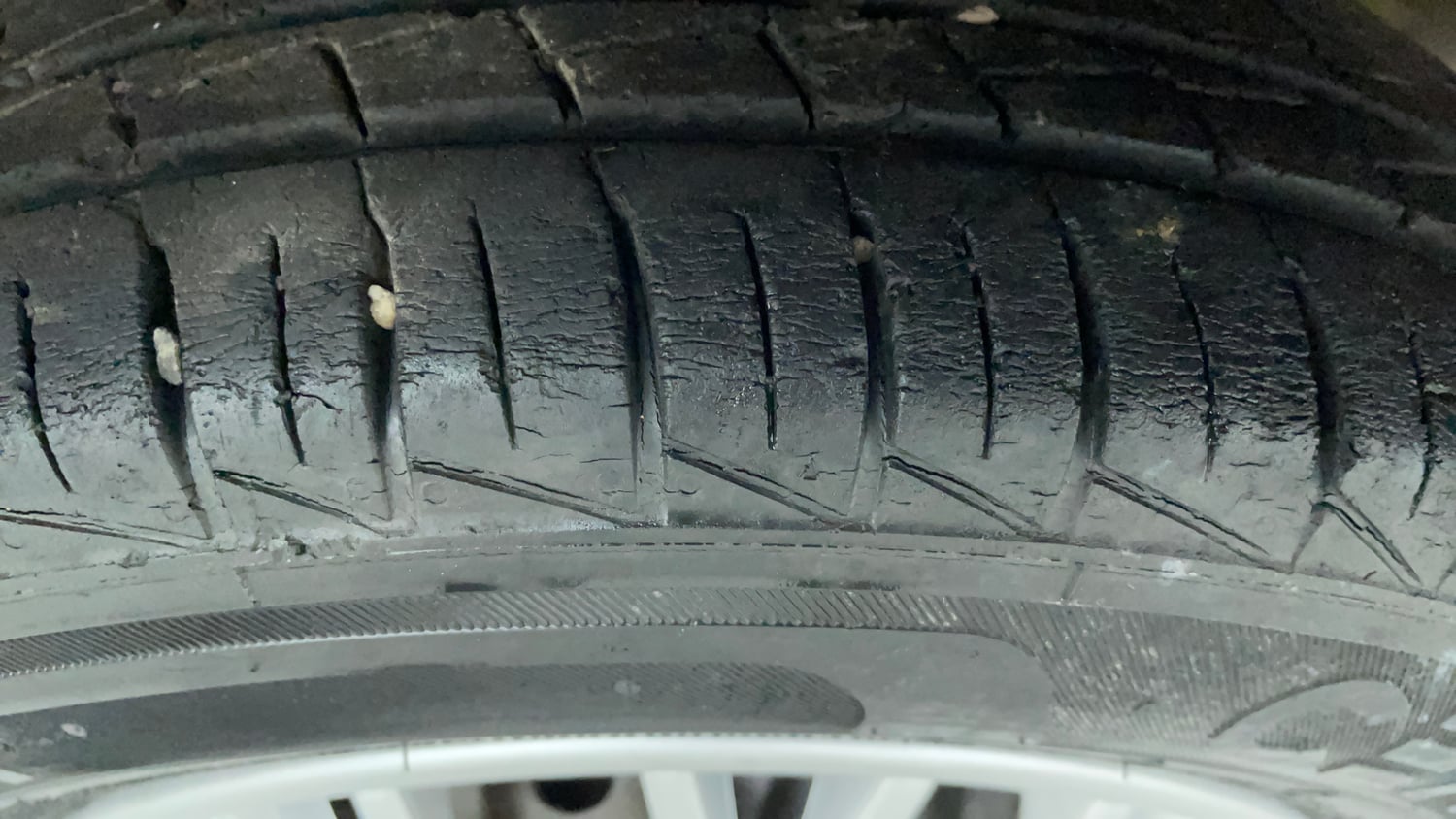 Used 2019 Maruti Suzuki Alto 800 VXi Petrol Manual tyres RIGHT REAR TYRE TREAD VIEW