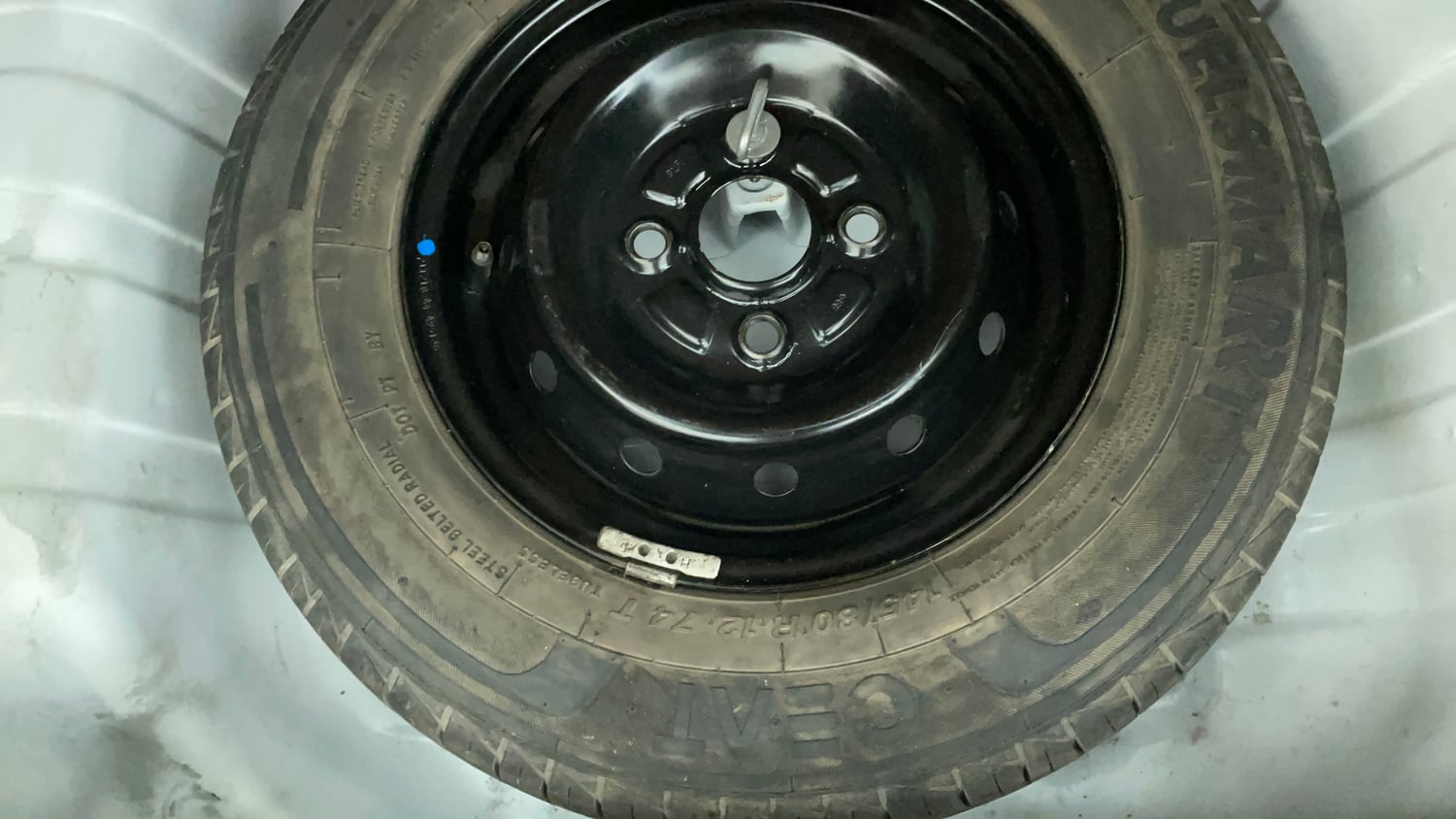 Used 2019 Maruti Suzuki Alto 800 LXi Petrol Manual tyres SPARE TYRE VIEW