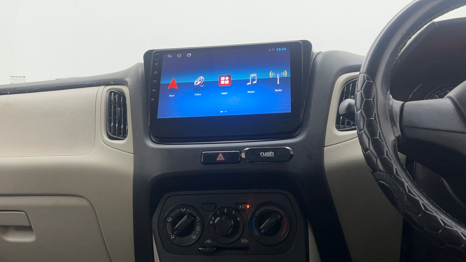 Used 2022 Maruti Suzuki Wagon R LXI 1.0 Petrol Manual interior MUSIC SYSTEM & AC CONTROL VIEW