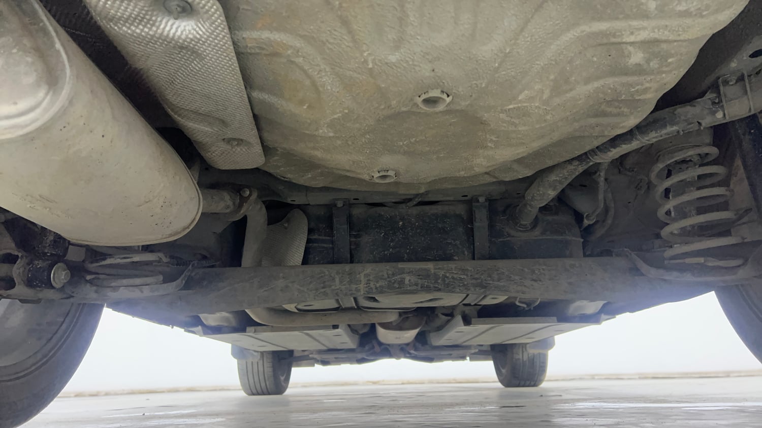 Used 2023 MG Motors Astor Sharp 1.5 CVT Old Generation Petrol Automatic extra REAR UNDERBODY VIEW (TAKEN FROM REAR)