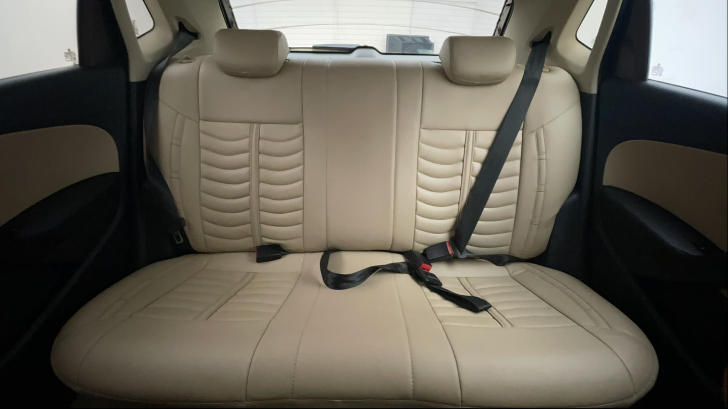 Used 2016 Volkswagen Polo Highline1.5L (D) Diesel Manual interior REAR SEAT CONDITION VIEW