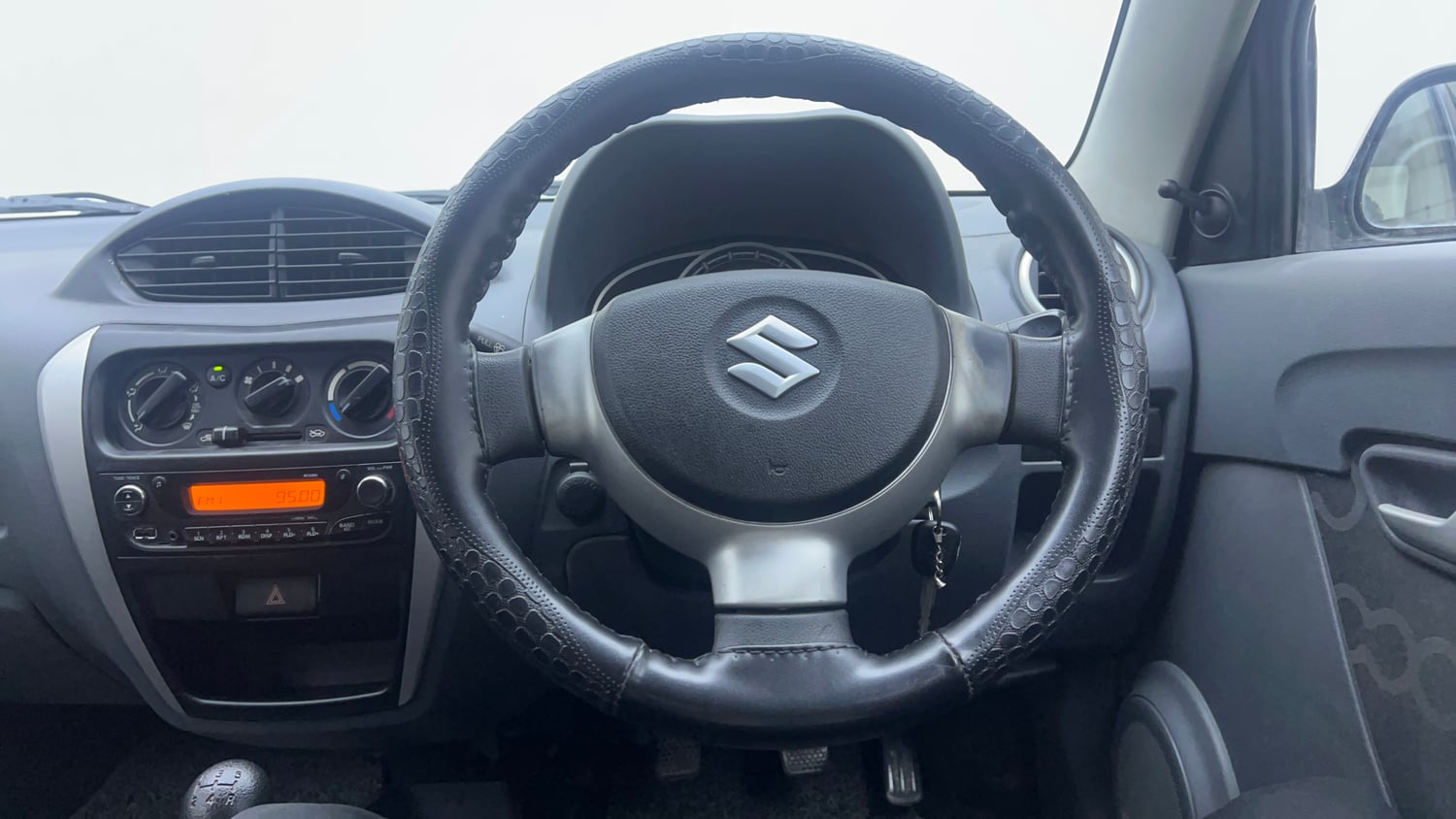 Used 2014 Maruti Suzuki Alto 800 Vxi Petrol Manual interior STEERING VIEW