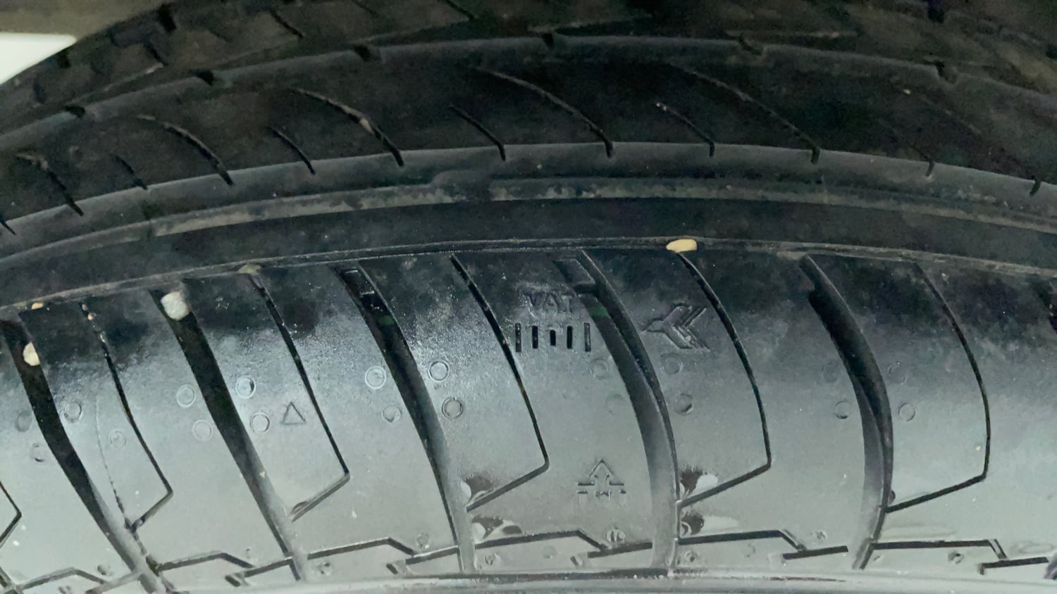 Used 2019 Renault Triber RXZ Petrol Manual tyres RIGHT REAR TYRE TREAD VIEW