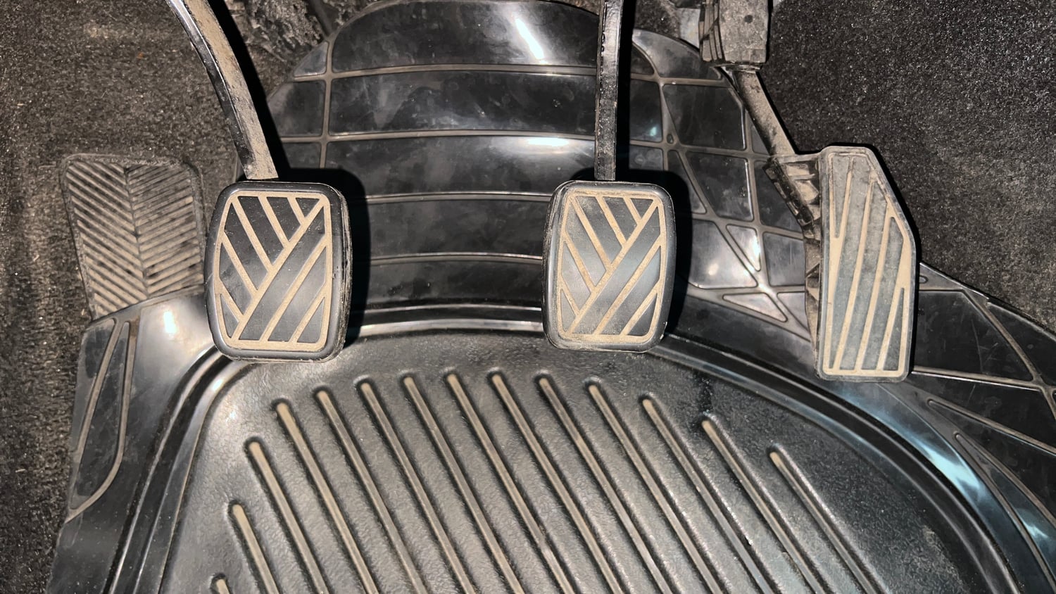 Used 2018 Maruti Suzuki Baleno Zeta 1.2 Petrol Manual interior PEDALS VIEW