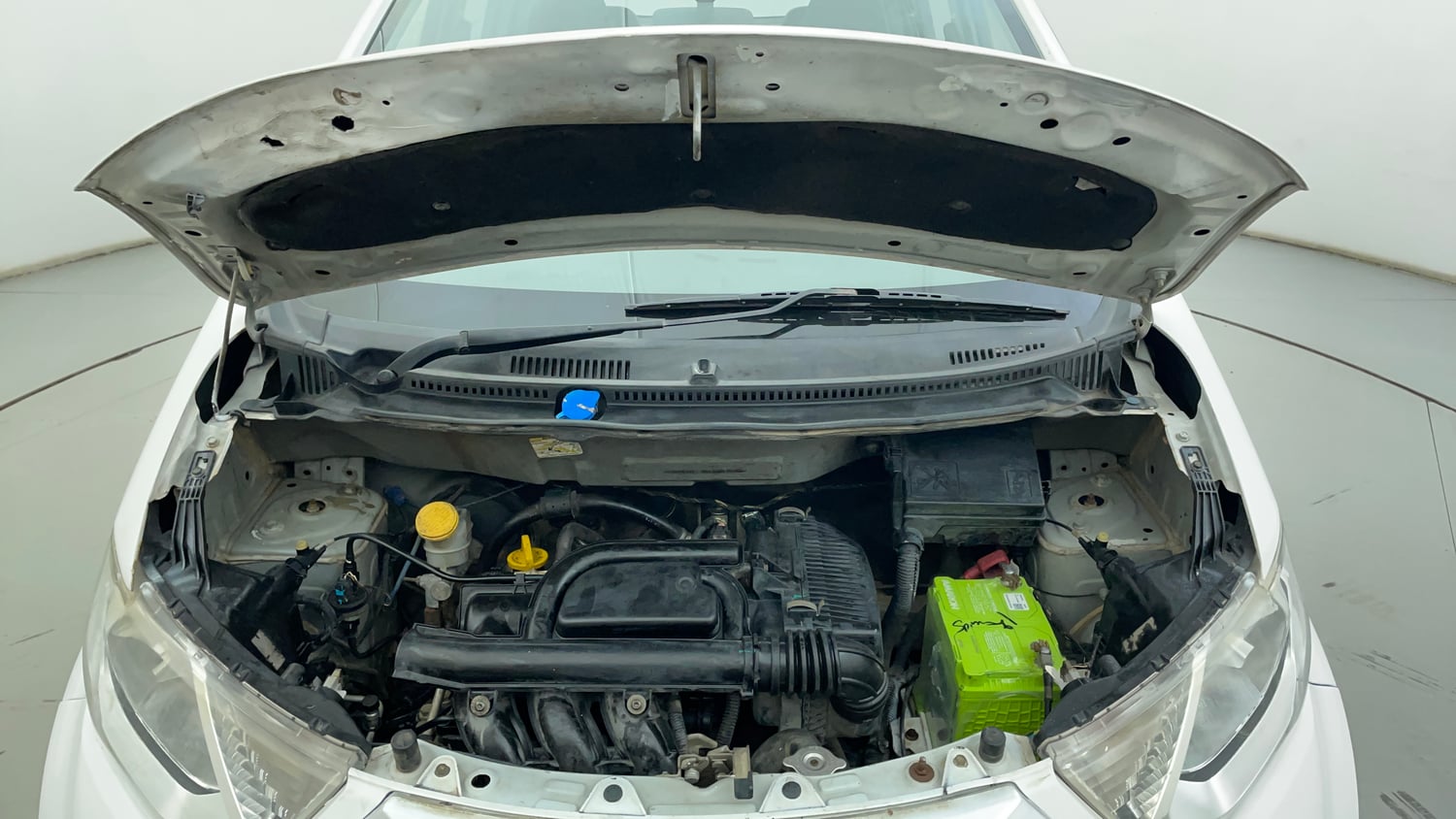 Used 2017 Datsun Redi-GO T (O) Petrol Manual engine ENGINE & BONNET OPEN FRONT VIEW