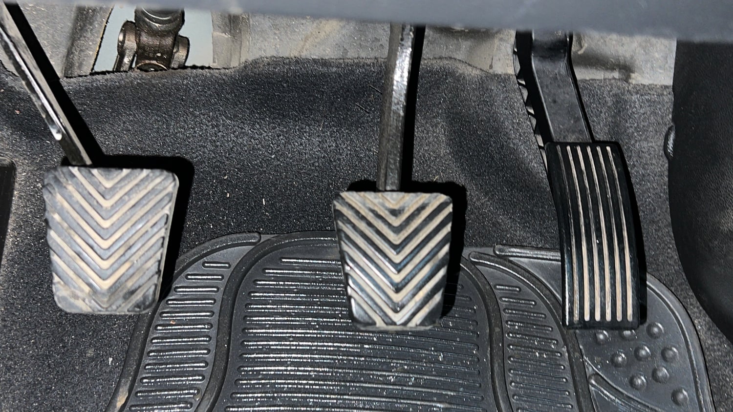 Used 2019 Hyundai Elite i20 Magna Plus 1.2 Petrol Manual interior PEDALS VIEW
