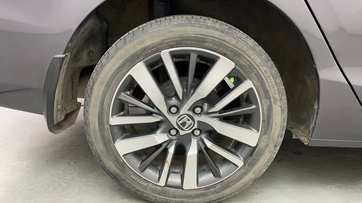 Used 2021 Honda City VX Petrol Petrol Manual tyres RIGHT REAR TYRE RIM VIEW