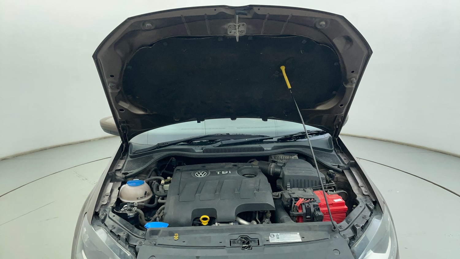 Used 2016 Volkswagen Polo Highline1.5L (D) Diesel Manual engine ENGINE & BONNET OPEN FRONT VIEW