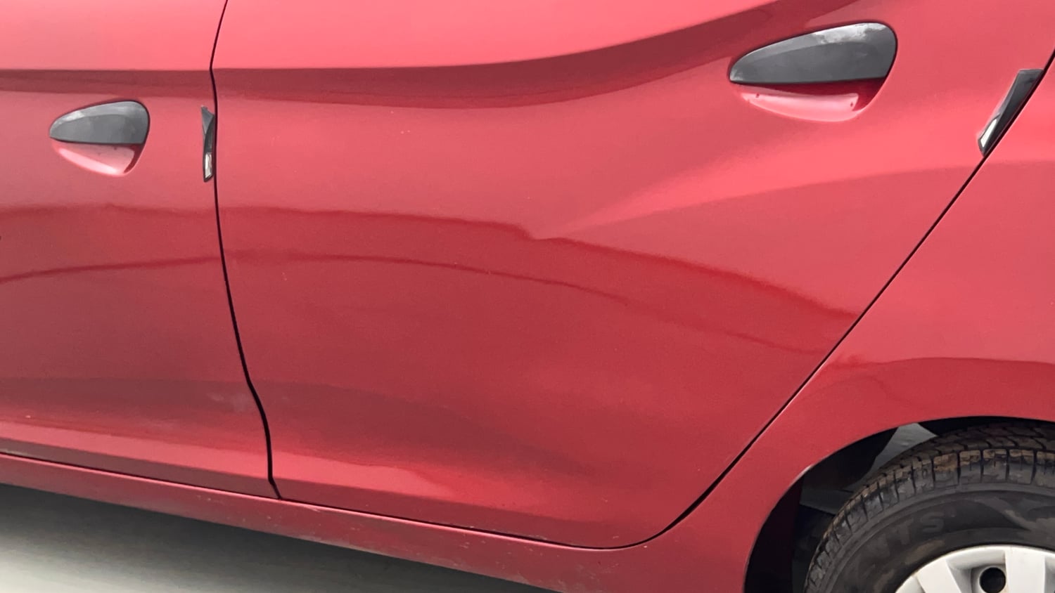 Used 2013 Hyundai Eon D-Lite + Petrol Manual dents MINOR SCRATCH