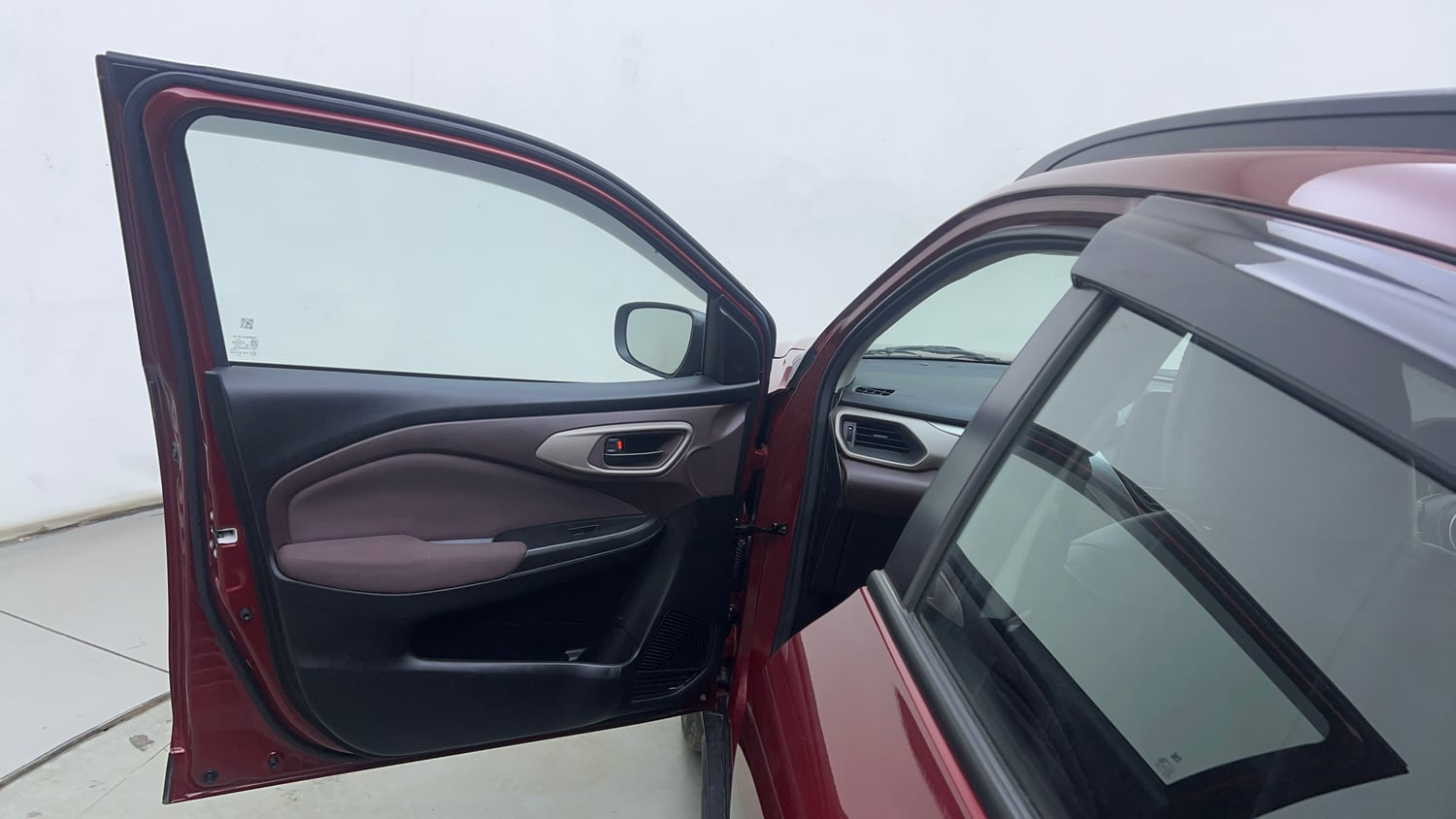 Used 2024 Maruti Suzuki Fronx Delta Plus (O) 1.2L MT Petrol Manual interior LEFT FRONT DOOR OPEN VIEW