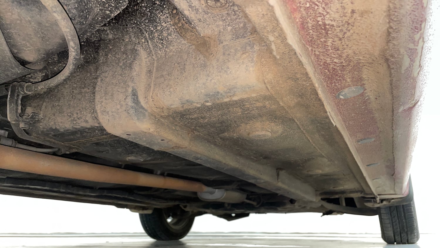 Used 2018 Hyundai Grand i10 Sportz AT 1.2 Kappa VTVT Petrol Automatic extra REAR RIGHT UNDERBODY VIEW