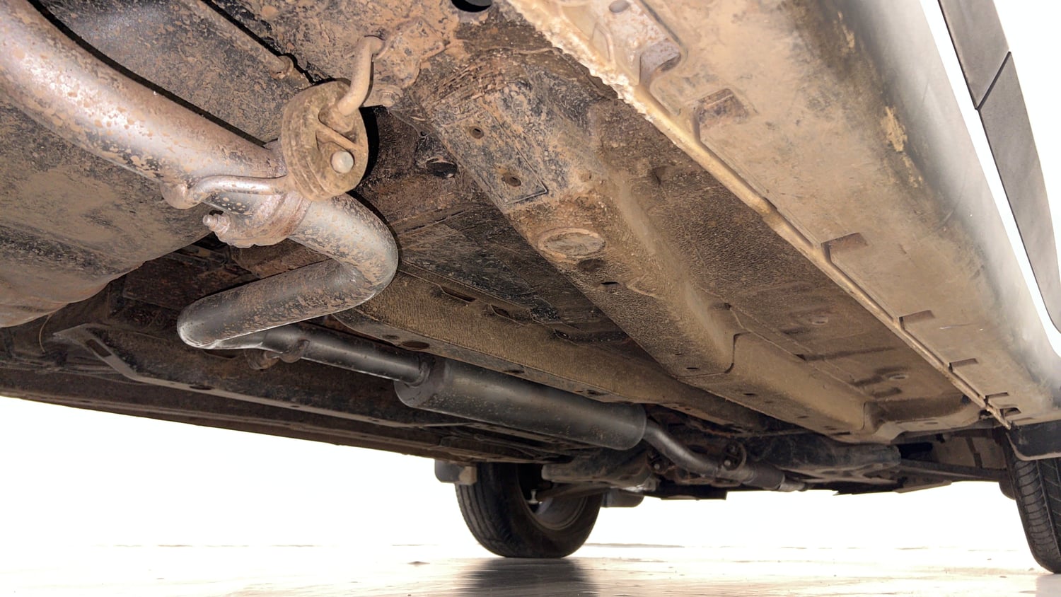 Used 2025 Tata Nexon Fearless Plus (PS) 1.2 Petrol DCA Dual Tone Petrol Automatic extra REAR RIGHT UNDERBODY VIEW