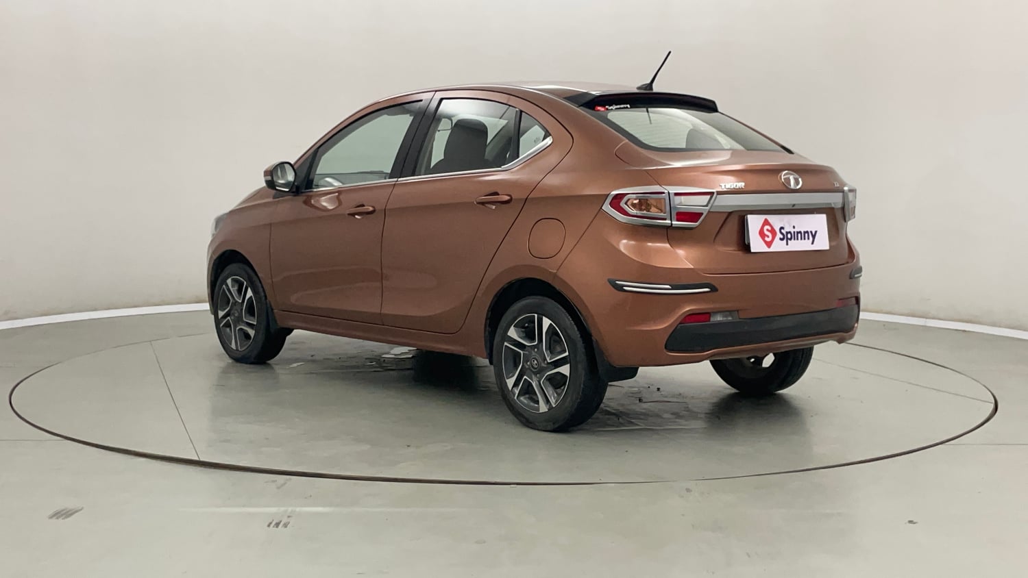 Used 2018 Tata Tigor Revotron XZ (O) Petrol Manual exterior LEFT REAR CORNER VIEW