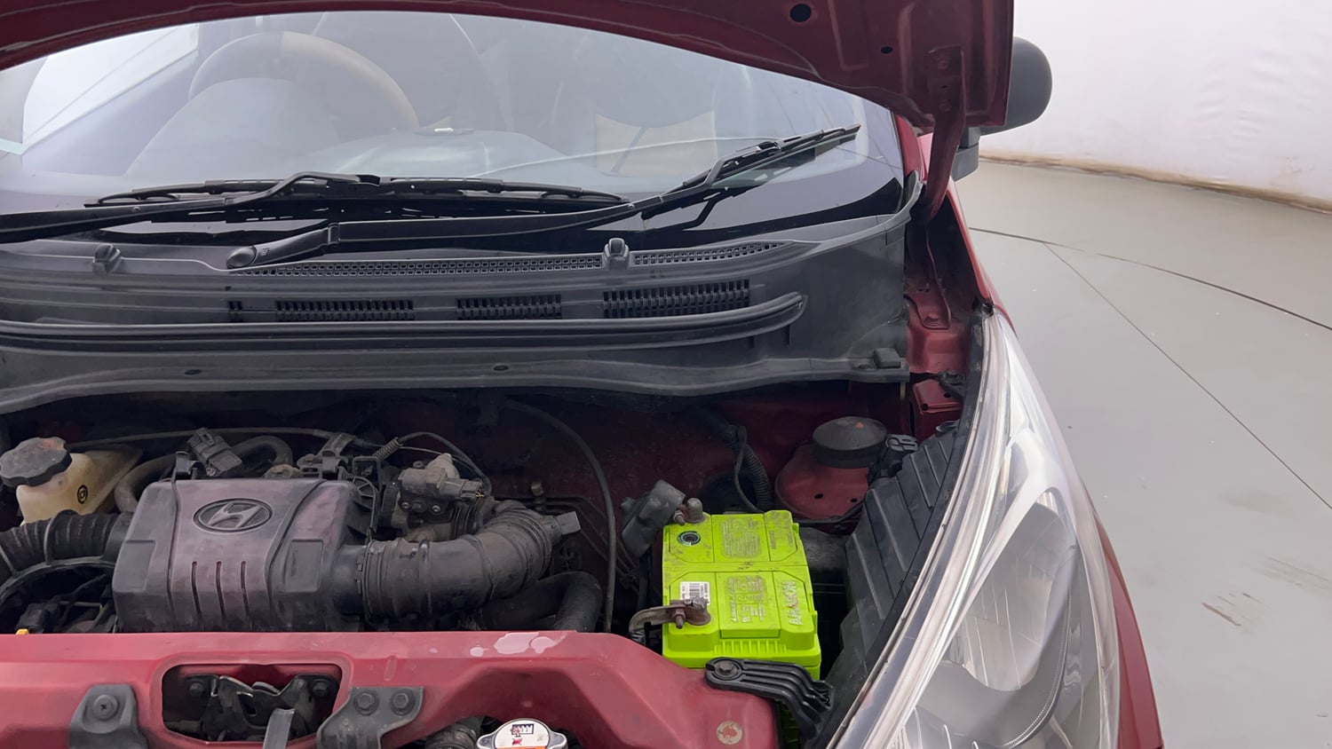 Used 2013 Hyundai Eon D-Lite + Petrol Manual engine ENGINE LEFT SIDE HINGE & APRON VIEW