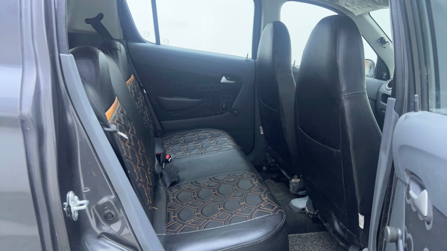 Used 2014 Maruti Suzuki Alto 800 Vxi Petrol Manual interior RIGHT SIDE REAR DOOR CABIN VIEW