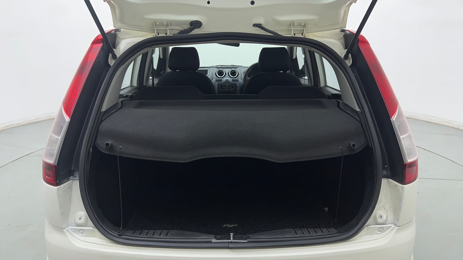 Used 2014 Ford Figo Duratec Petrol EXI 1.2 Petrol Manual interior DICKY INSIDE VIEW