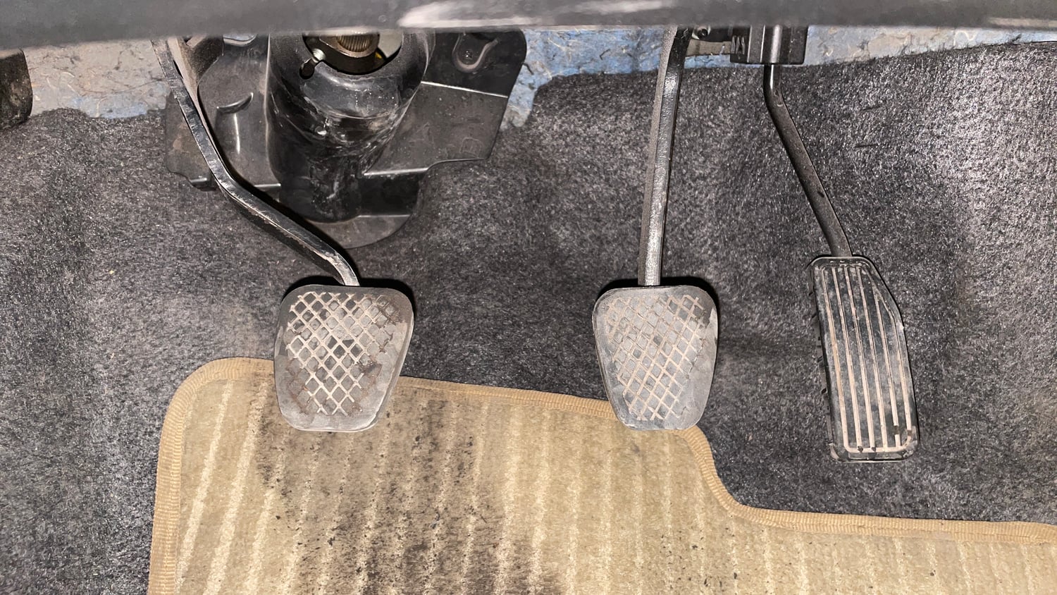 Used 2014 Honda Amaze 1.5 S i-DTEC Diesel Manual interior PEDALS VIEW