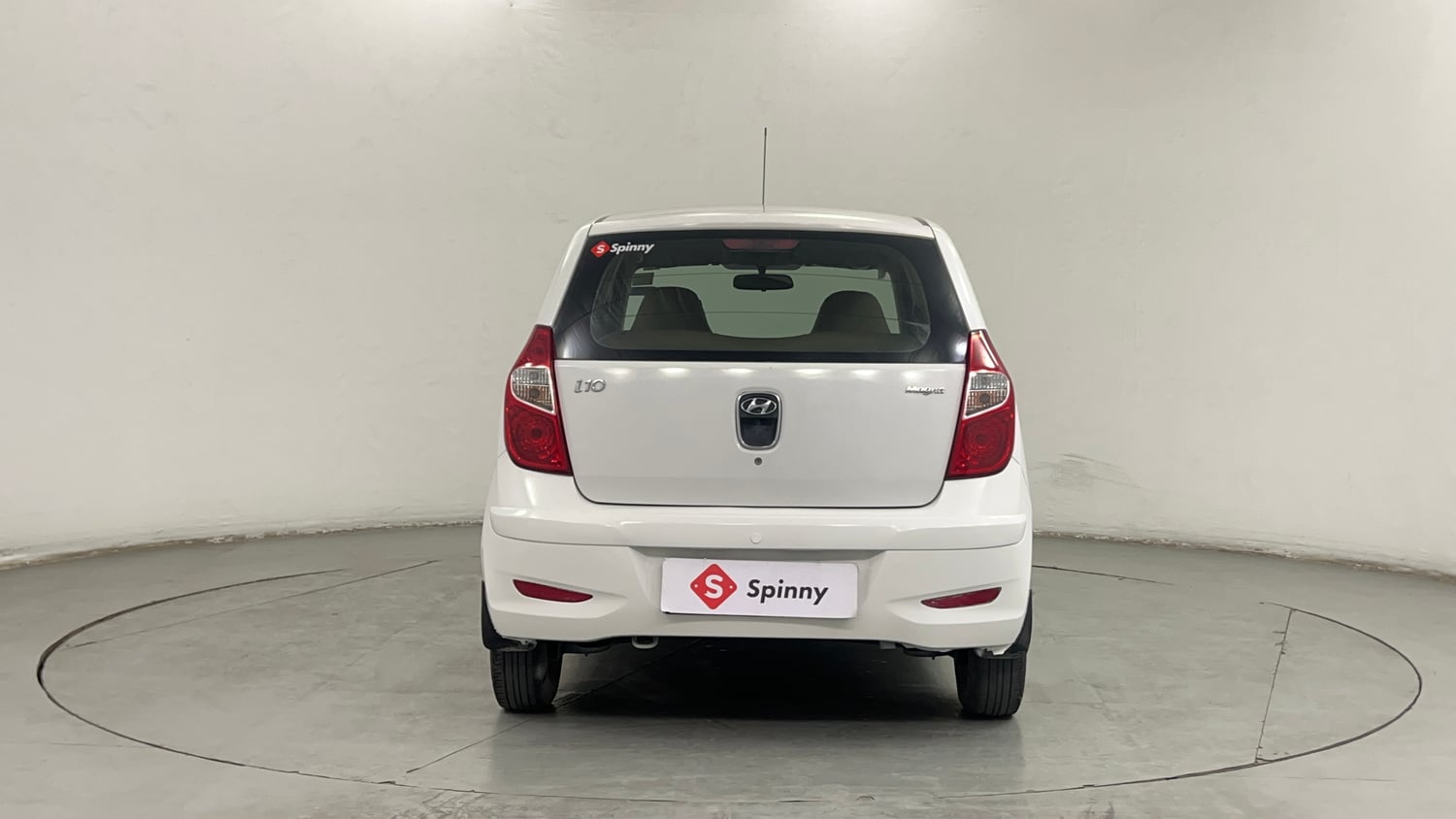 Used 2015 Hyundai i10 Magna 1.1 iRDE2 Petrol Manual exterior BACK VIEW