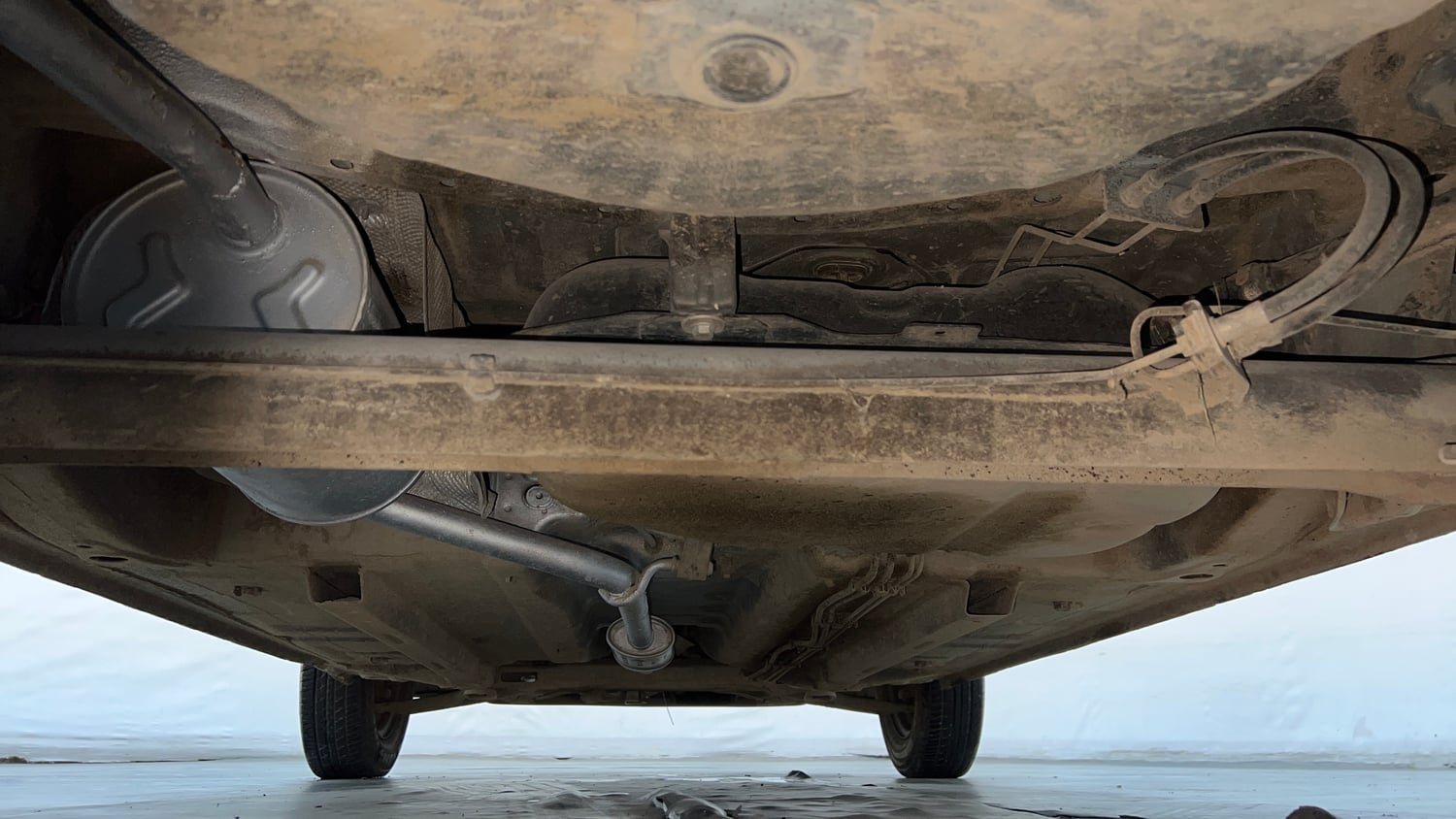 Used 2018 Datsun Redi-GO A Petrol Manual extra REAR UNDERBODY VIEW (TAKEN FROM REAR)