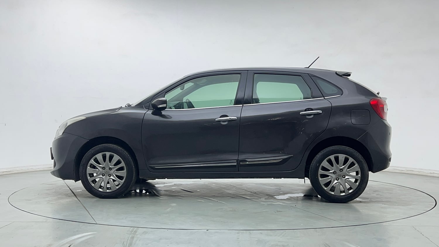 Used 2018 Maruti Suzuki Baleno Zeta 1.2 Petrol Manual exterior LEFT SIDE VIEW