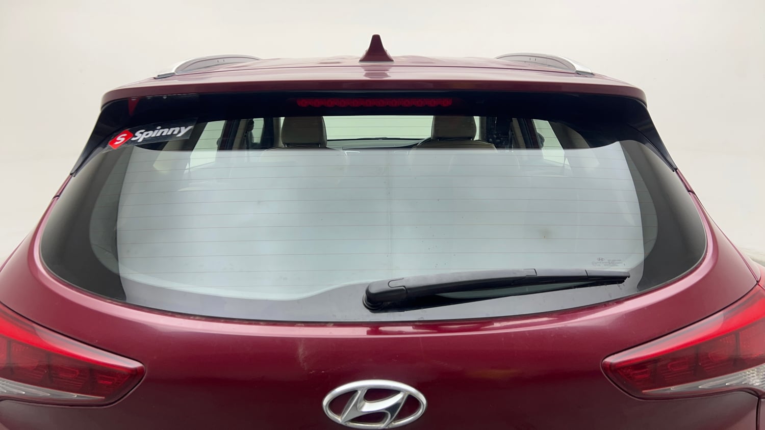 Used 2017 Hyundai Tucson 2WD MT Petrol Petrol Manual exterior BACK WINDSHIELD VIEW