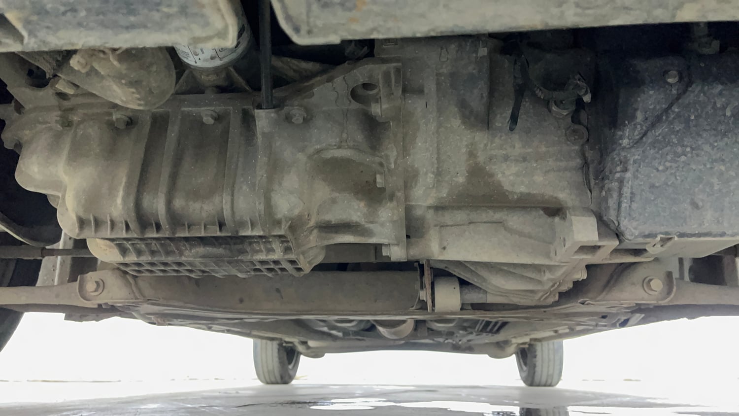Used 2016 Ford Figo Trend 1.2 Ti-VCT Petrol Manual extra FRONT LEFT UNDERBODY VIEW