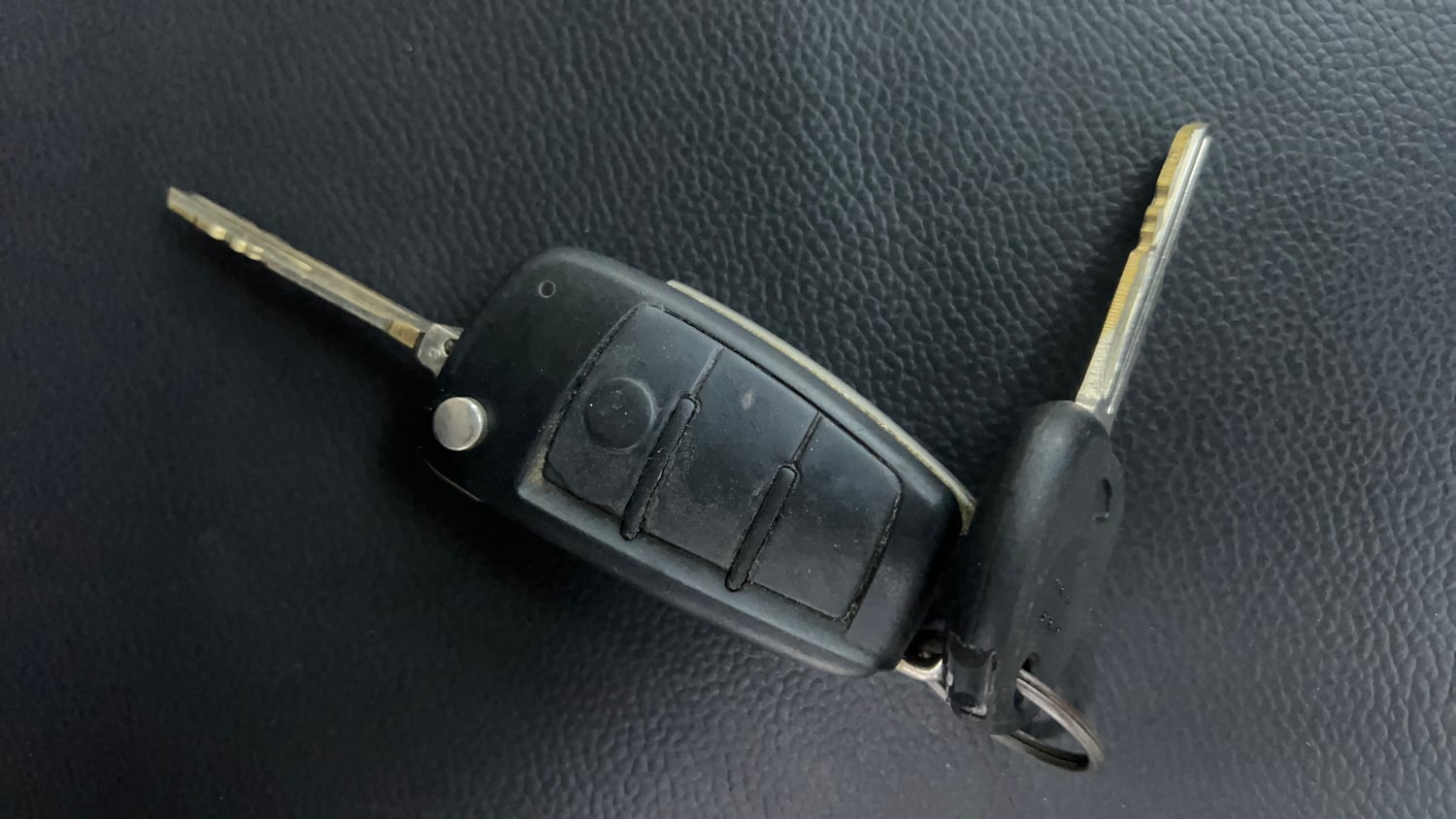 Used 2017 Hyundai Grand i10 Sportz (O) 1.2 Kappa VTVT Petrol Manual extra CAR KEY VIEW
