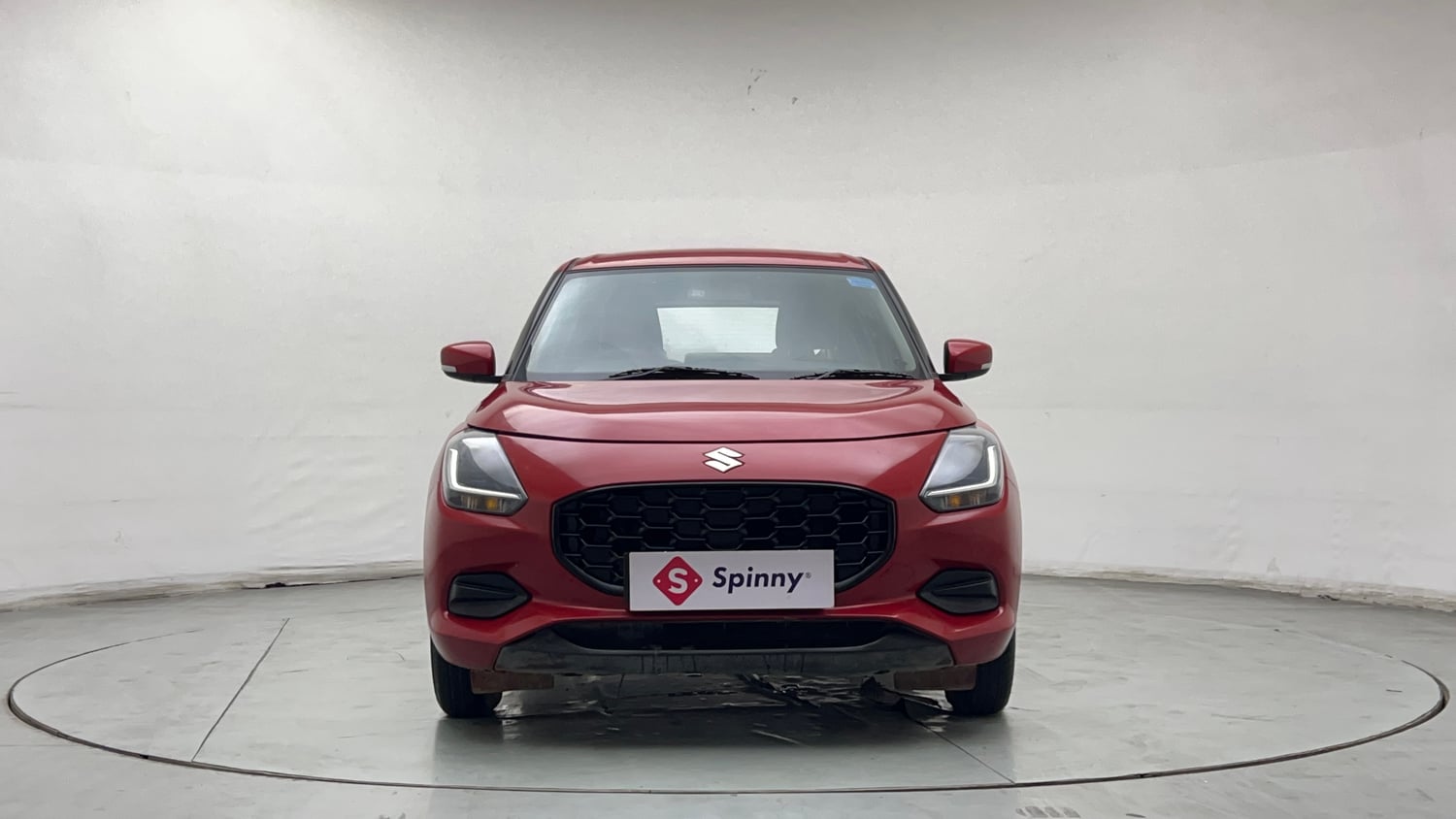 Used 2024 Maruti Suzuki Swift VXi (O) Petrol Manual exterior FRONT VIEW