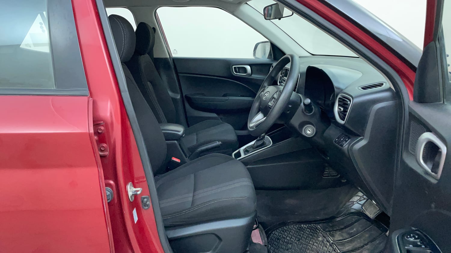Used 2019 hyundai Venue S 1.0 AT Turbo Petrol Petrol Automatic interior RIGHT SIDE FRONT DOOR CABIN VIEW