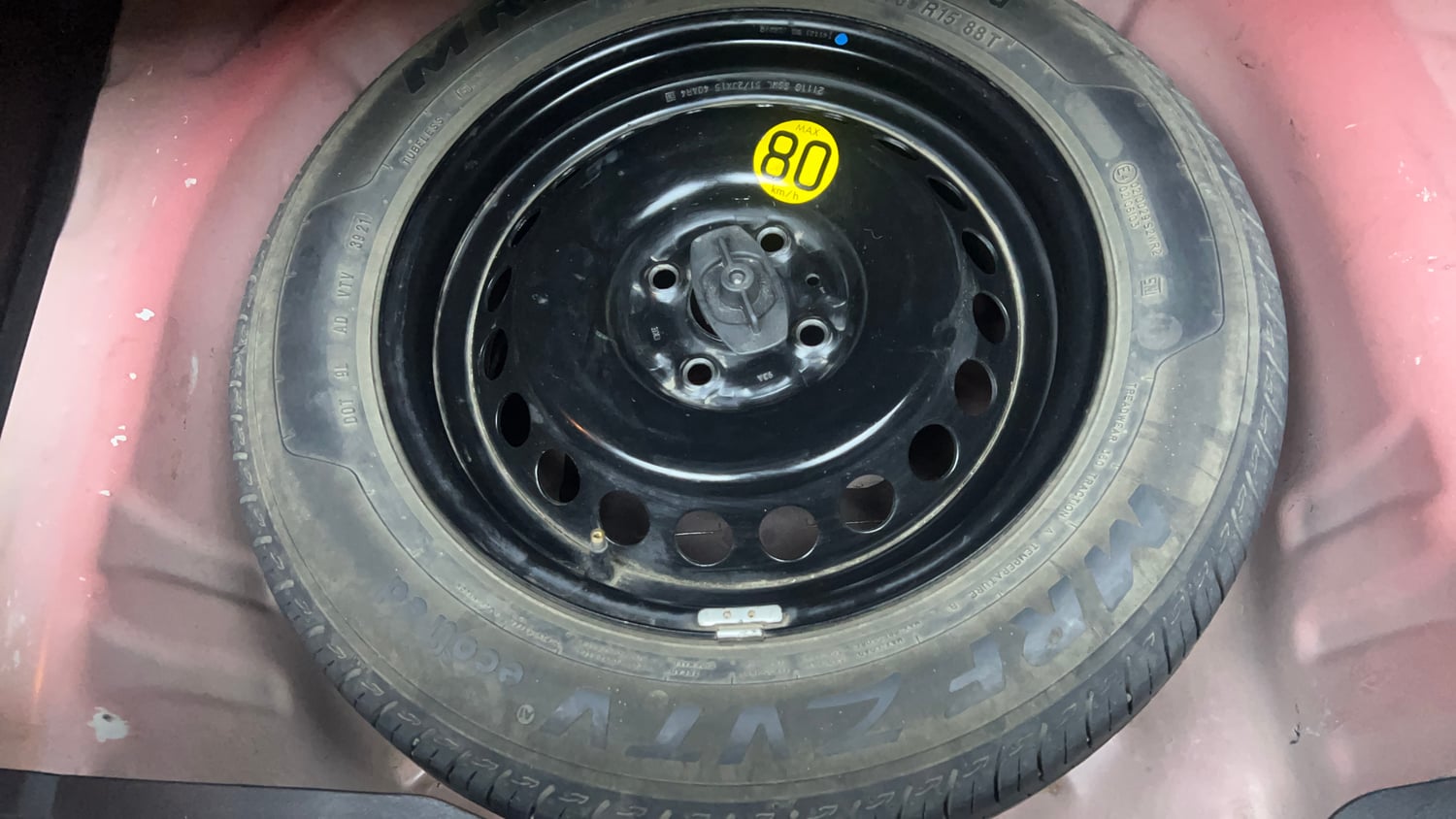 Used 2022 Maruti Suzuki Baleno Zeta Petrol Manual tyres SPARE TYRE VIEW