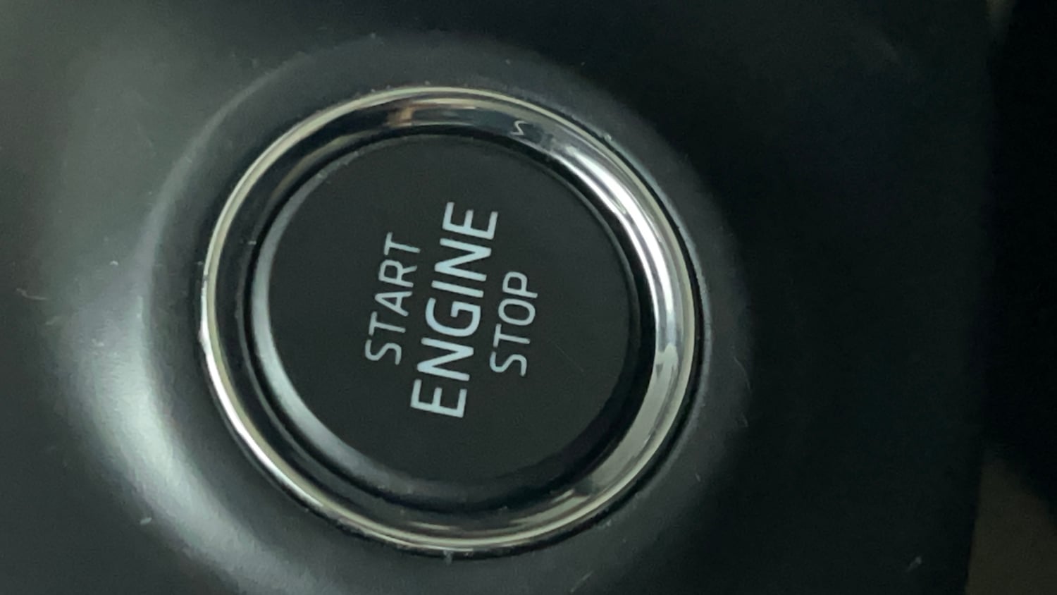 Used 2022 Skoda Slavia Style 1.5L TSI DSG Petrol Automatic top_features Keyless start