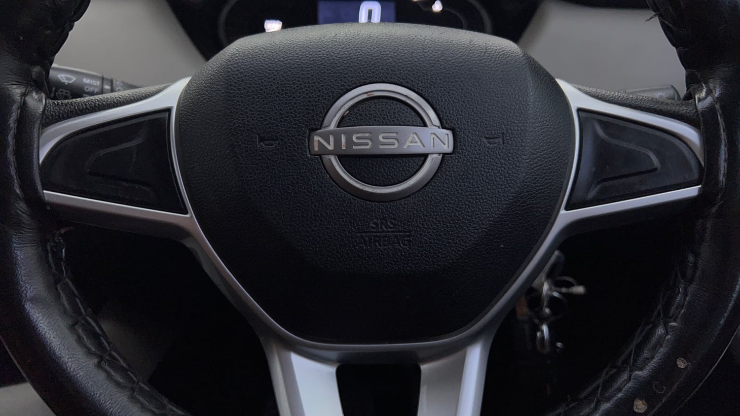 Used 2024 Nissan Magnite XE Petrol Manual top_features Airbags