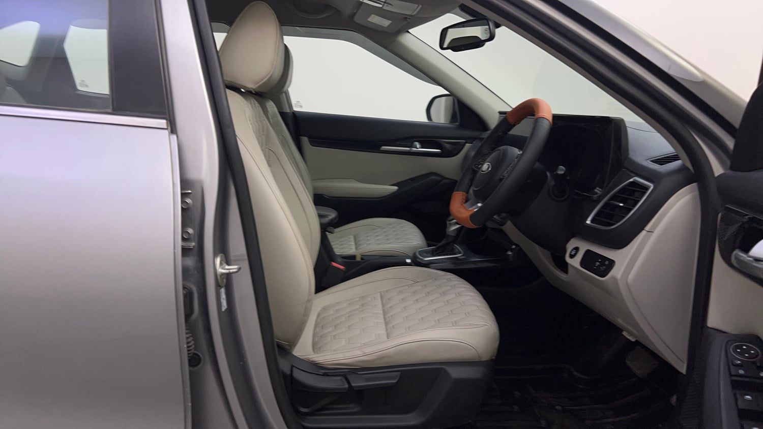 Used 2020 kia Seltos HTX IVT 1.5 Petrol Automatic interior RIGHT SIDE FRONT DOOR CABIN VIEW