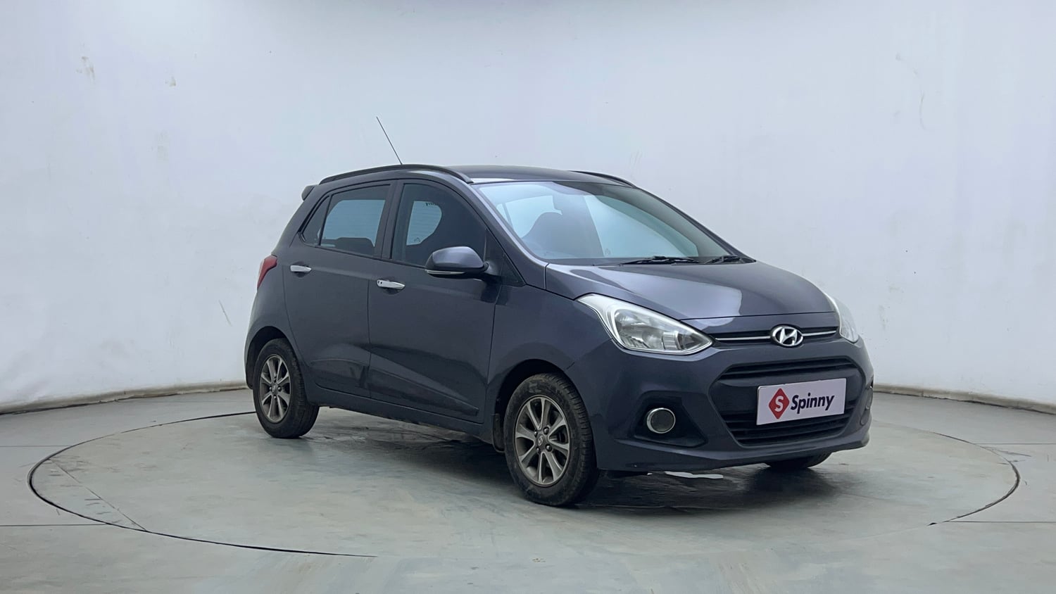 Used 2015 Hyundai Grand i10 Asta 1.2 Kappa VTVT Petrol Manual exterior RIGHT FRONT CORNER VIEW