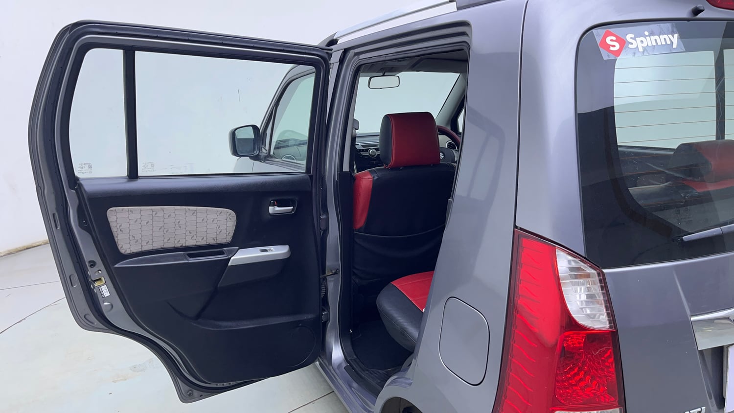 Used 2014 Maruti Suzuki Wagon R VXI Petrol Manual interior LEFT REAR DOOR OPEN VIEW