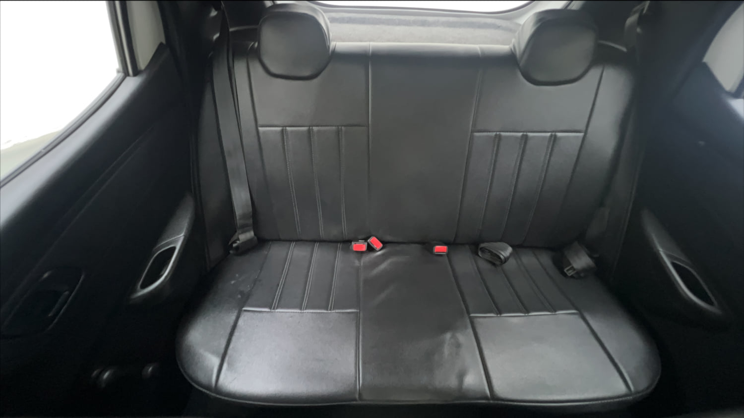 Used 2017 Renault Kwid 1.0 RXT Petrol Manual interior REAR SEAT CONDITION VIEW