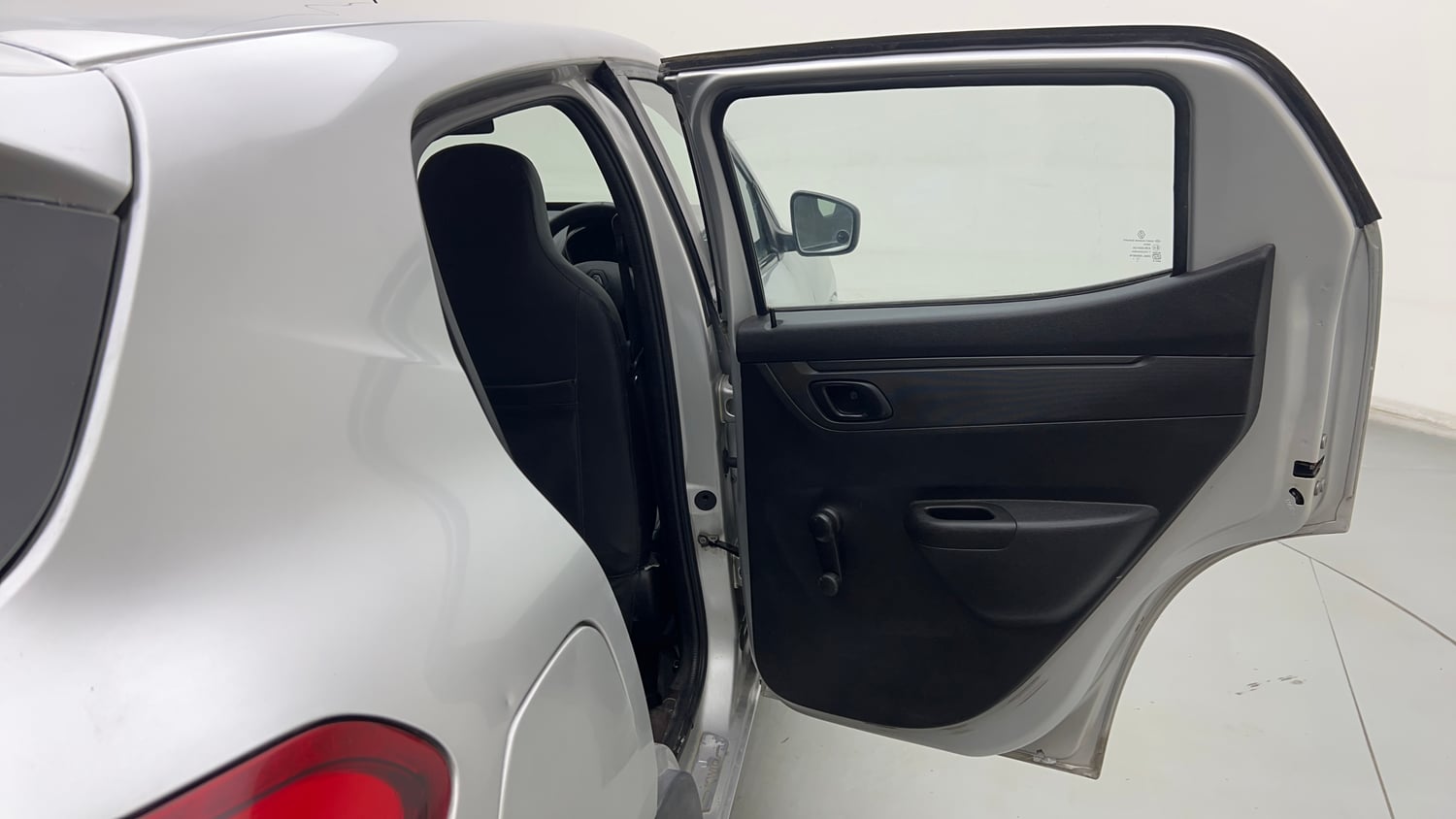 Used 2018 Renault Kwid 1.0 RXL Petrol Manual interior RIGHT REAR DOOR OPEN VIEW