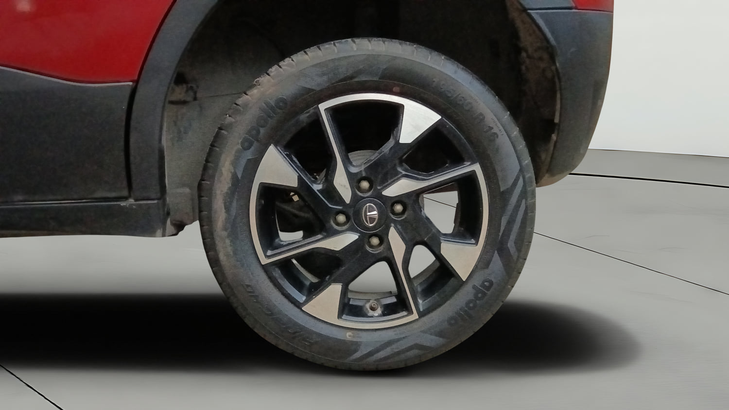 Used 2022 Tata Punch Creative AMT Petrol Automatic tyres LEFT REAR TYRE RIM VIEW