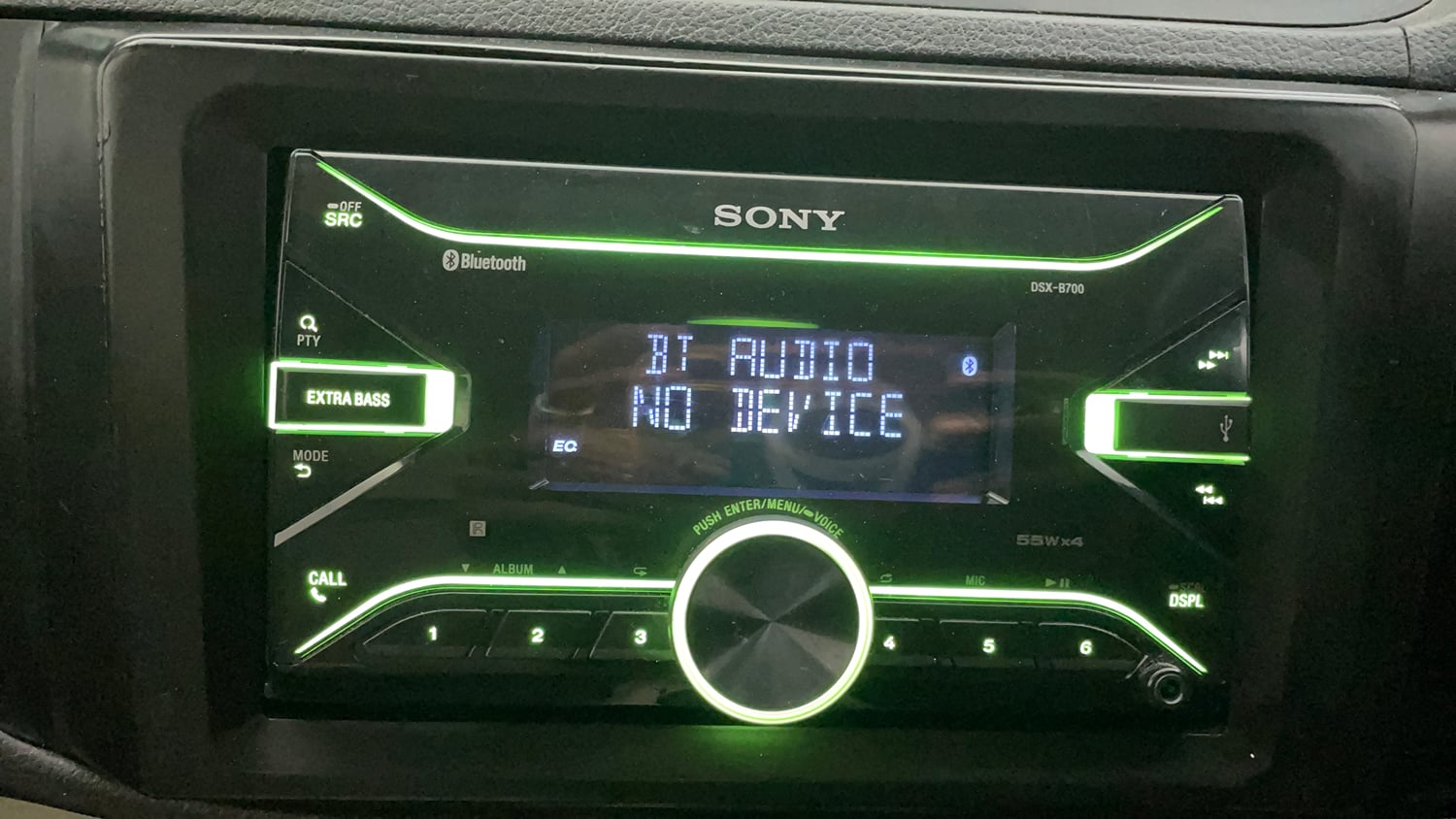 Used 2019 Maruti Suzuki Alto 800 VXi Petrol Manual top_features Integrated (in-dash) music system