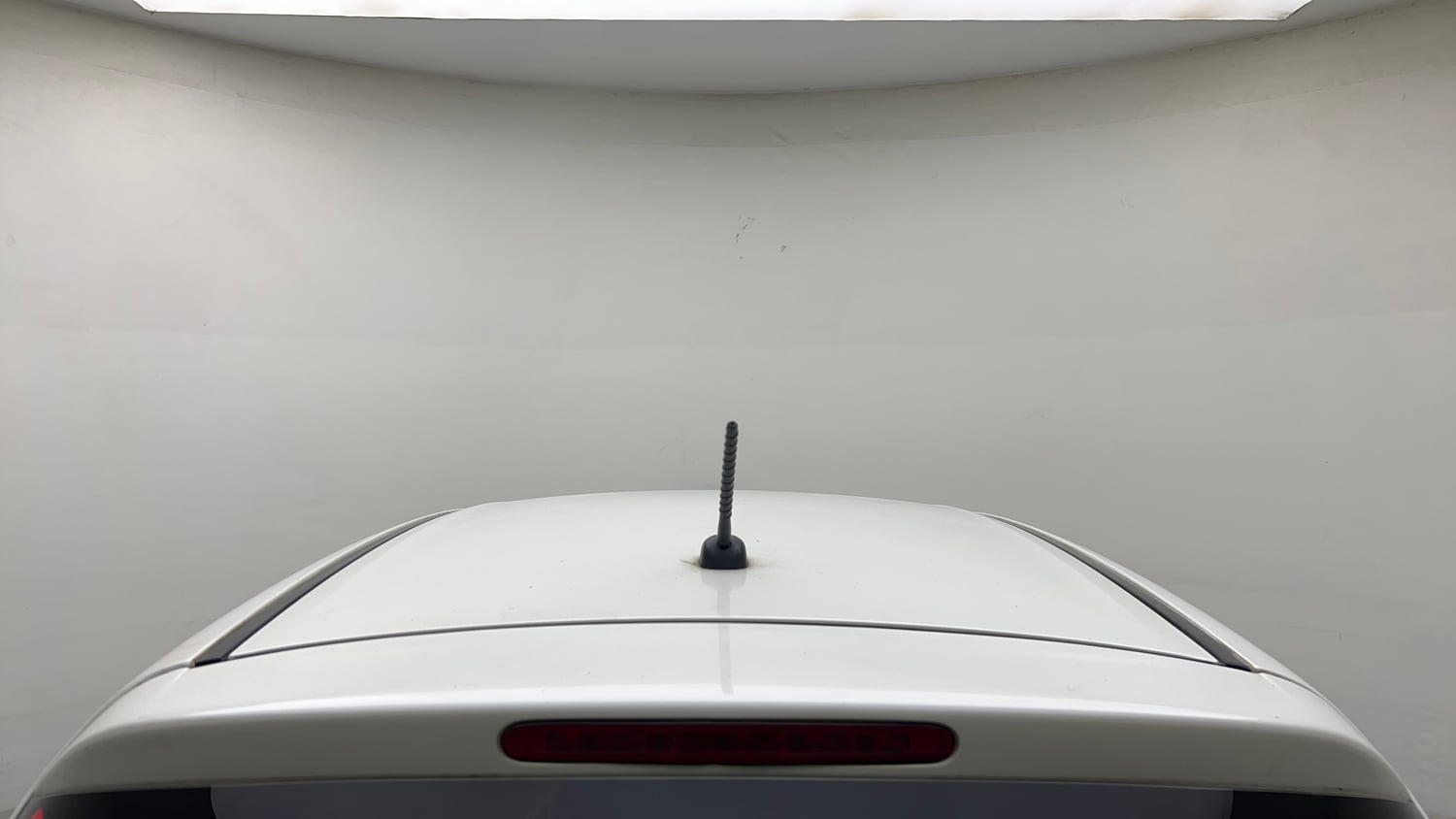 Used 2016 Maruti Suzuki Swift Lxi (O) Petrol Manual exterior EXTERIOR ROOF VIEW