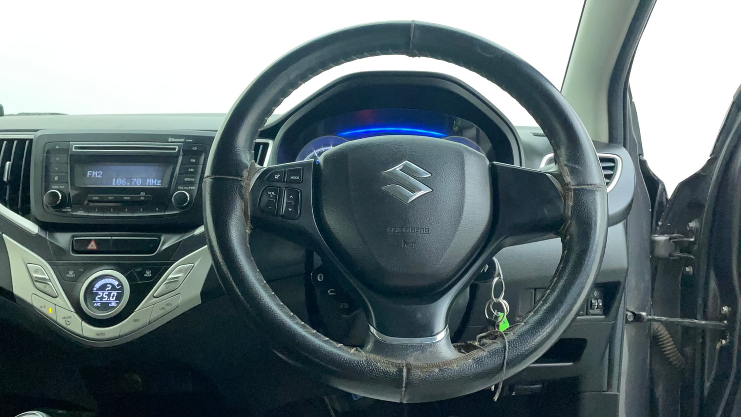 Used 2016 Maruti Suzuki Baleno Delta 1.2 Petrol Manual interior STEERING VIEW