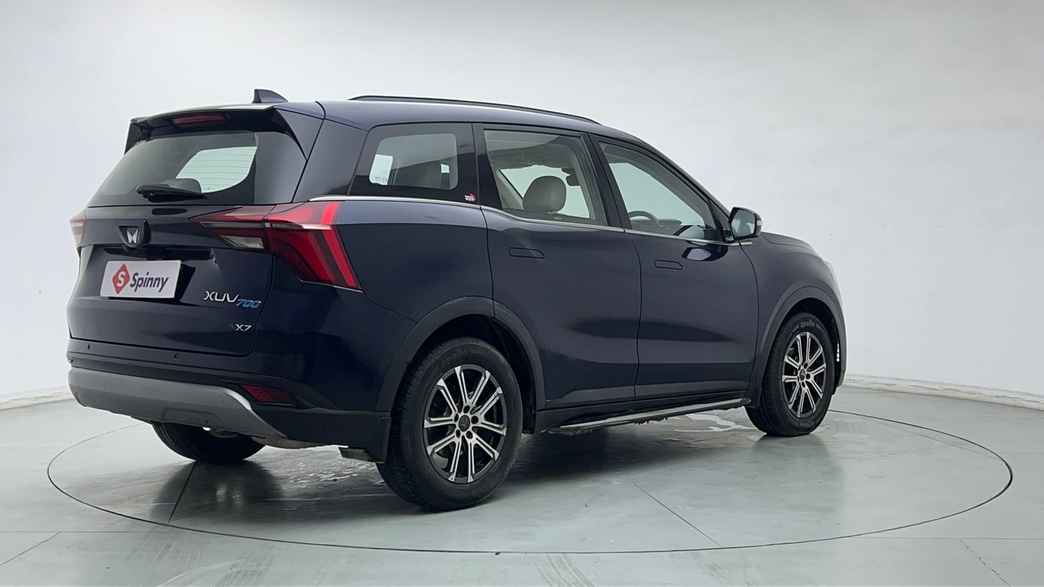Used 2022 Mahindra XUV700 AX 7 Petrol MT 7 STR Petrol Manual exterior RIGHT REAR CORNER VIEW