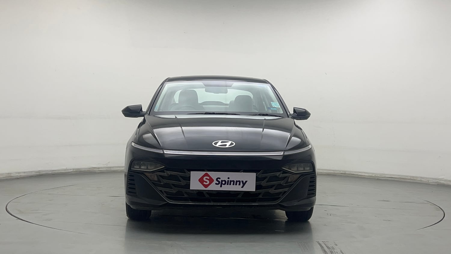 Used 2024 Hyundai Verna SX 1.5 Petrol MT Petrol Manual exterior FRONT VIEW