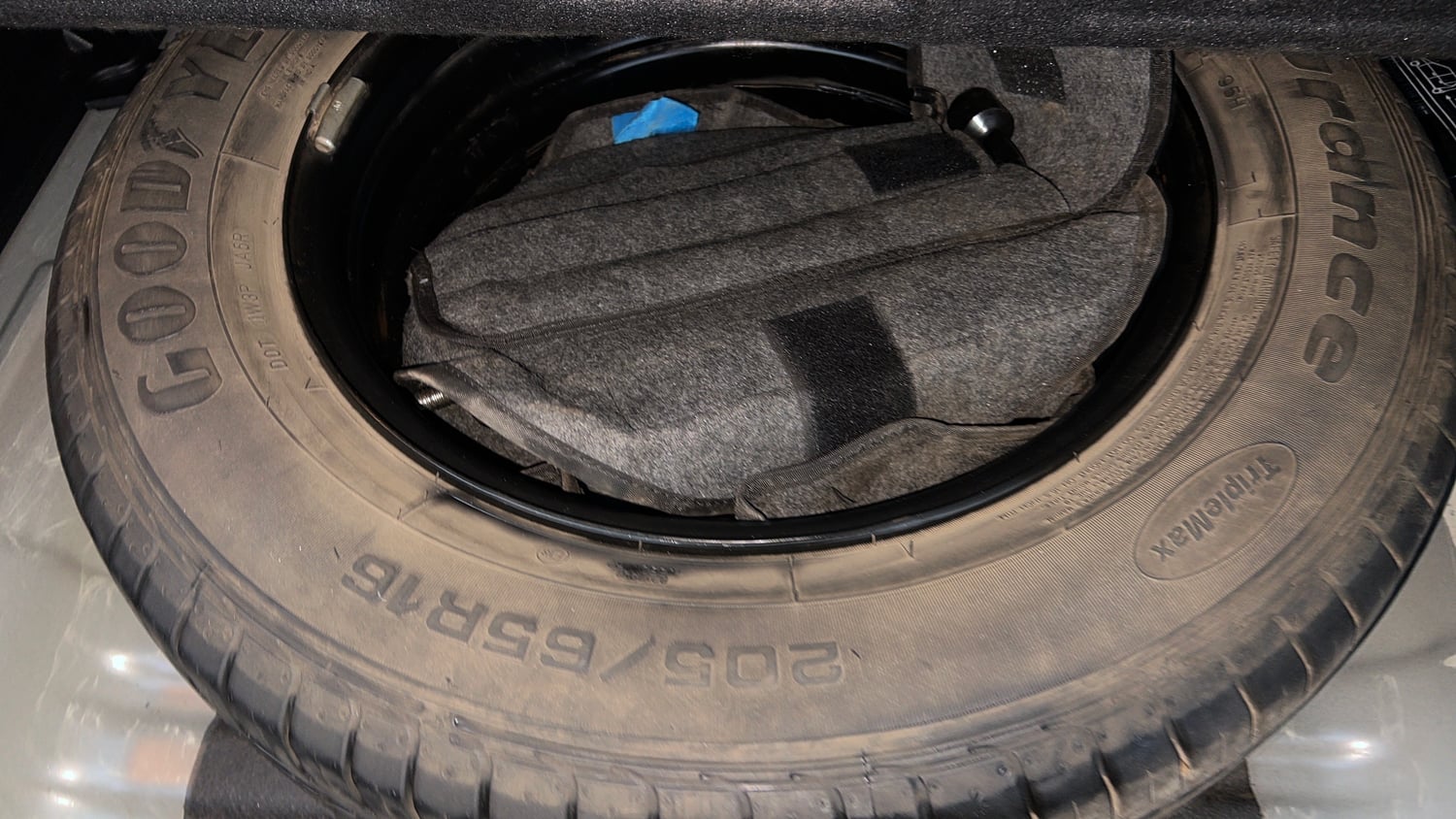 Used 2020 Kia Seltos HTX IVT 1.5 Petrol Automatic tyres SPARE TYRE VIEW
