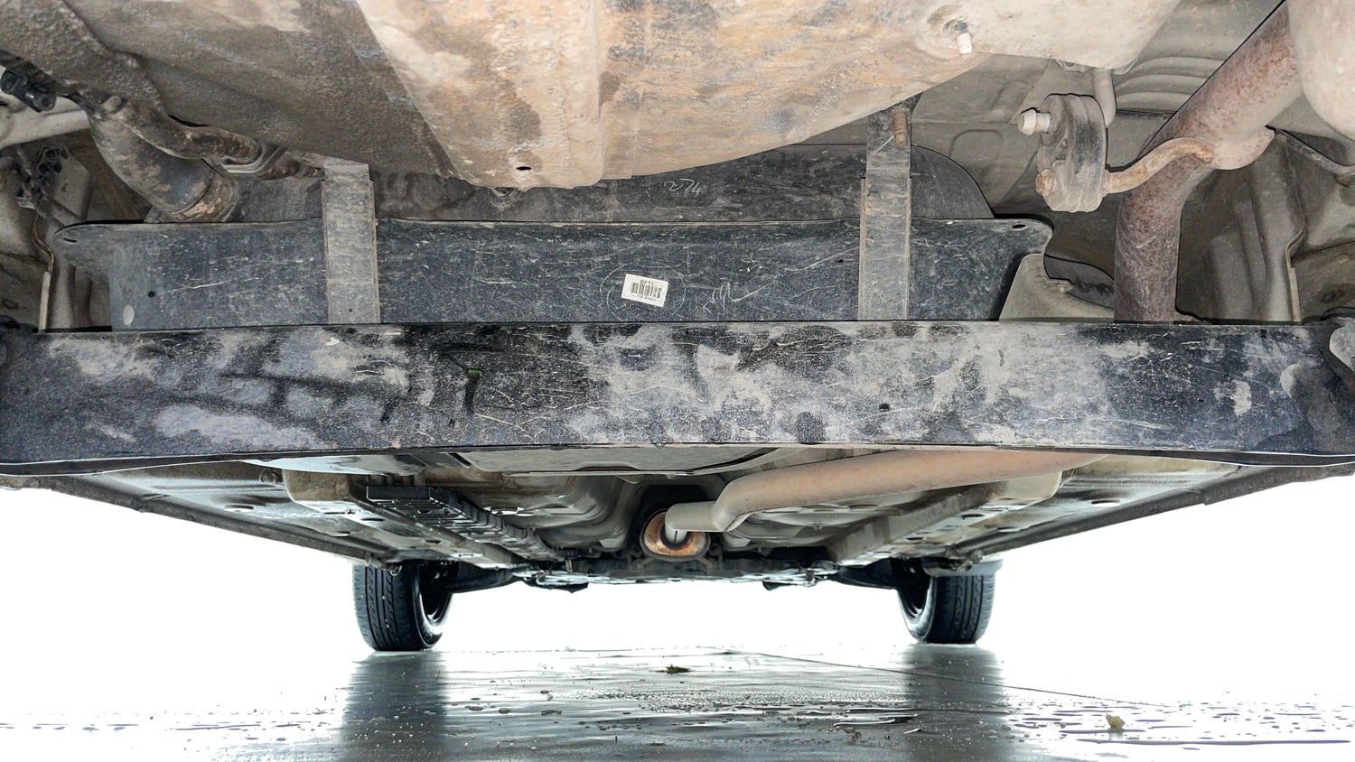 Used 2017 Hyundai Grand i10 Sportz (O) 1.2 Kappa VTVT Petrol Manual extra REAR UNDERBODY VIEW (TAKEN FROM REAR)